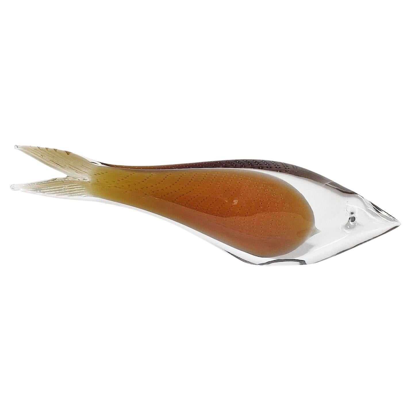 Rare poisson en verre ambré de 32 cm de long, années 1960 en vente