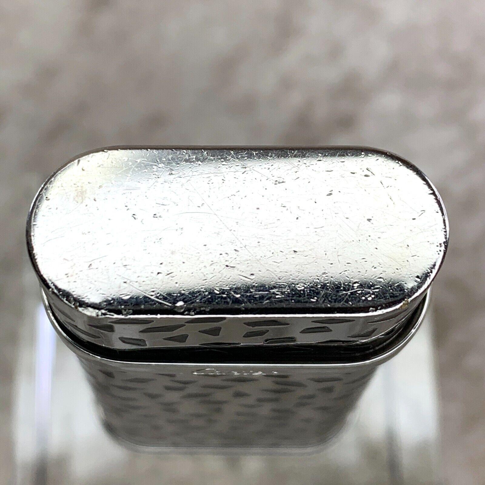 Accendino Cartier vintage e raro con smalto nero 