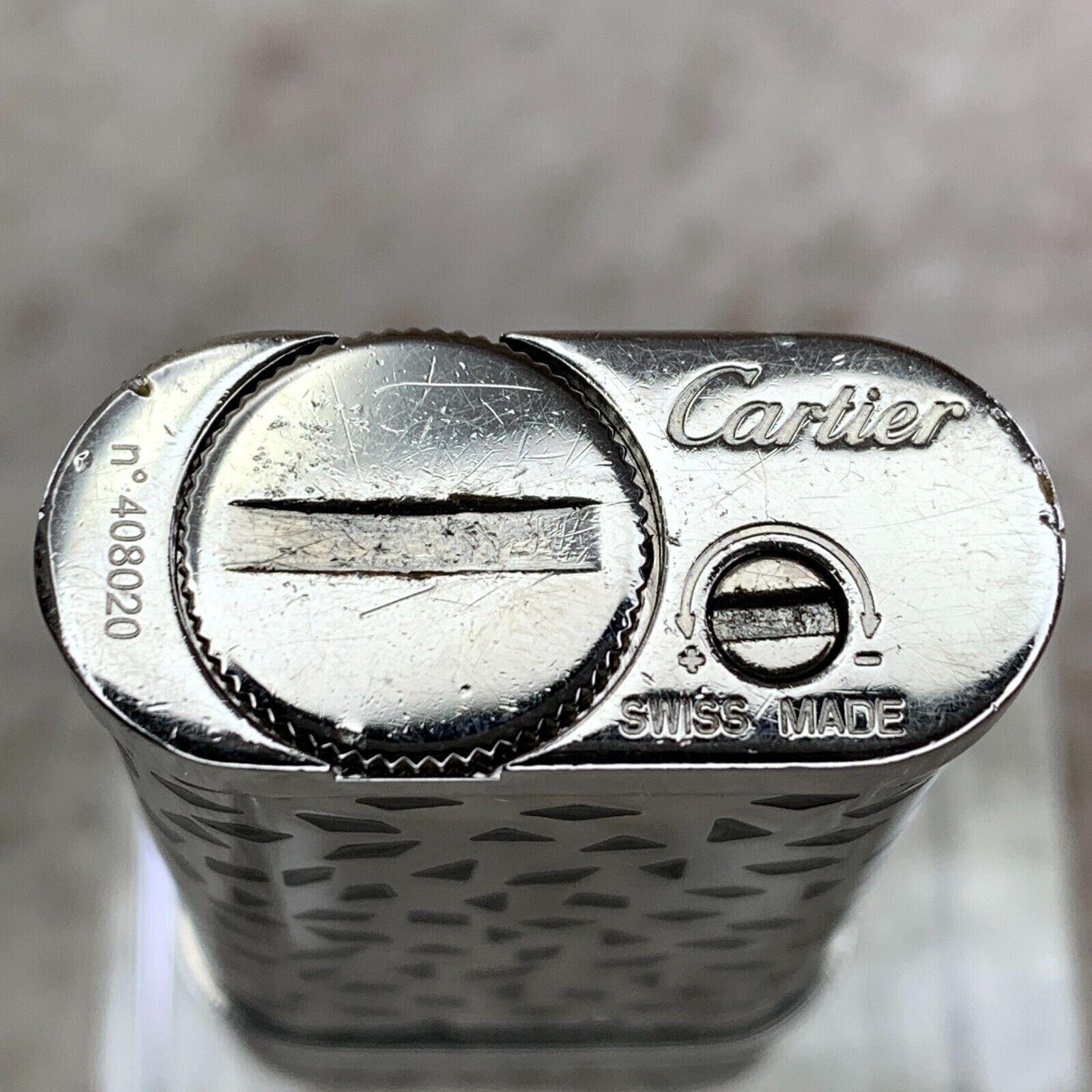 Accendino Cartier vintage e raro con smalto nero 