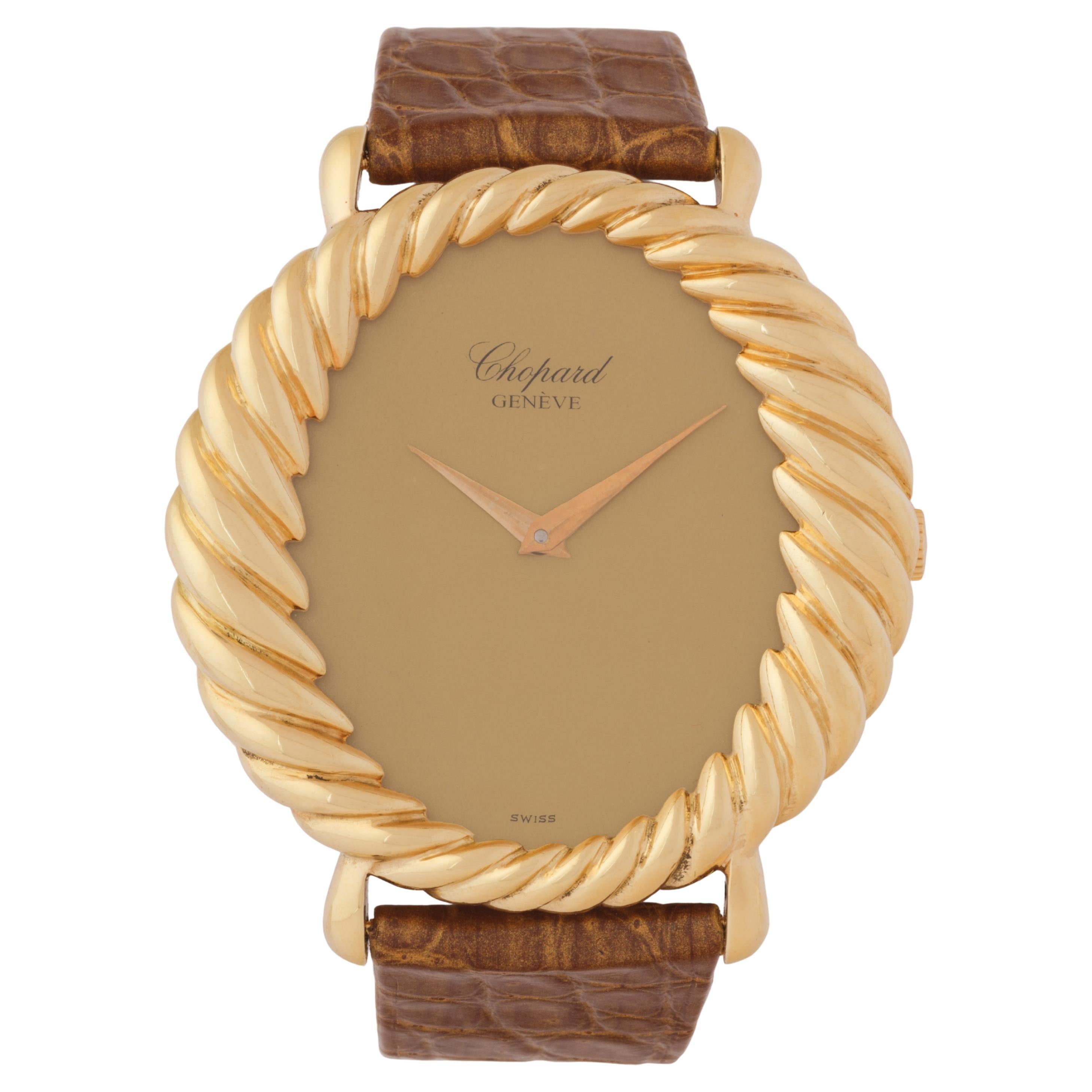 Vintage Rare Chopard Model 4015/1 18 Karat Yellow Gold Card For Sale