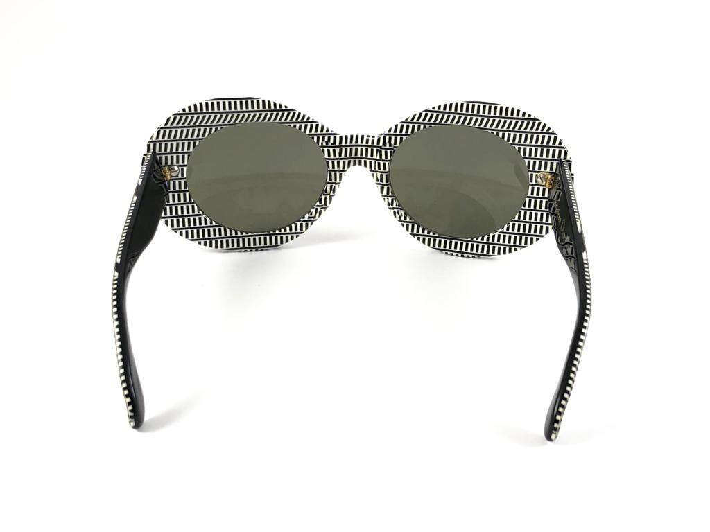 Seltene übergroße bedruckte Vintage-Sonnenbrille von Christian Dior Pre Optyl aus den 60er Jahren Österreich im Angebot 5