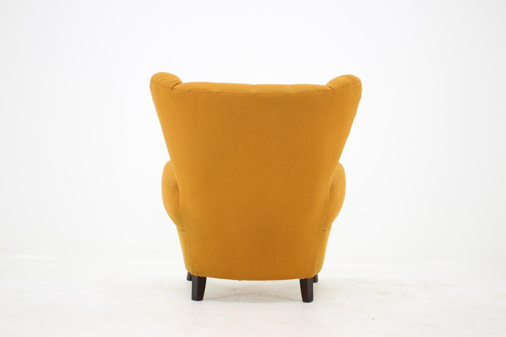 big yellow chair