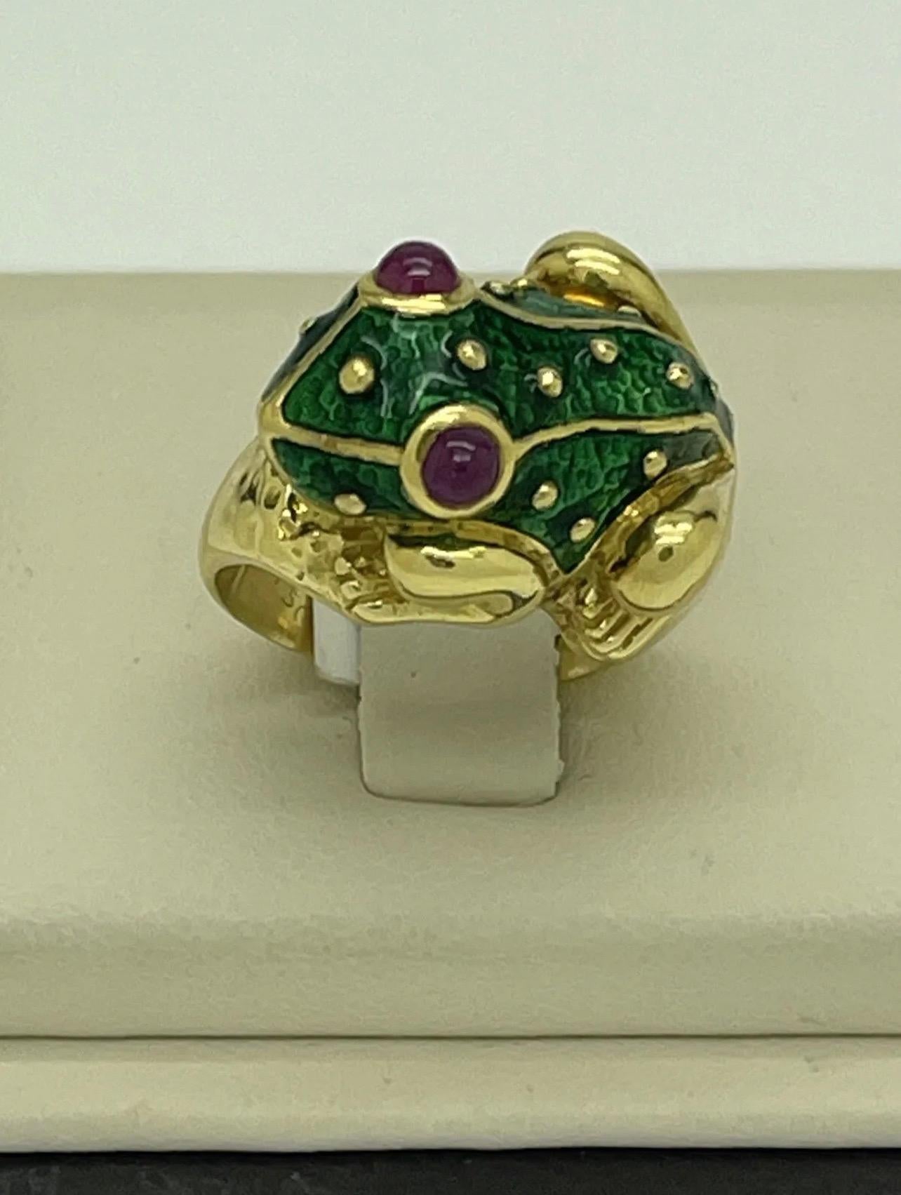 Cabochon Vintage Rare Enamel And Ruby Frog Ring In 18k For Sale