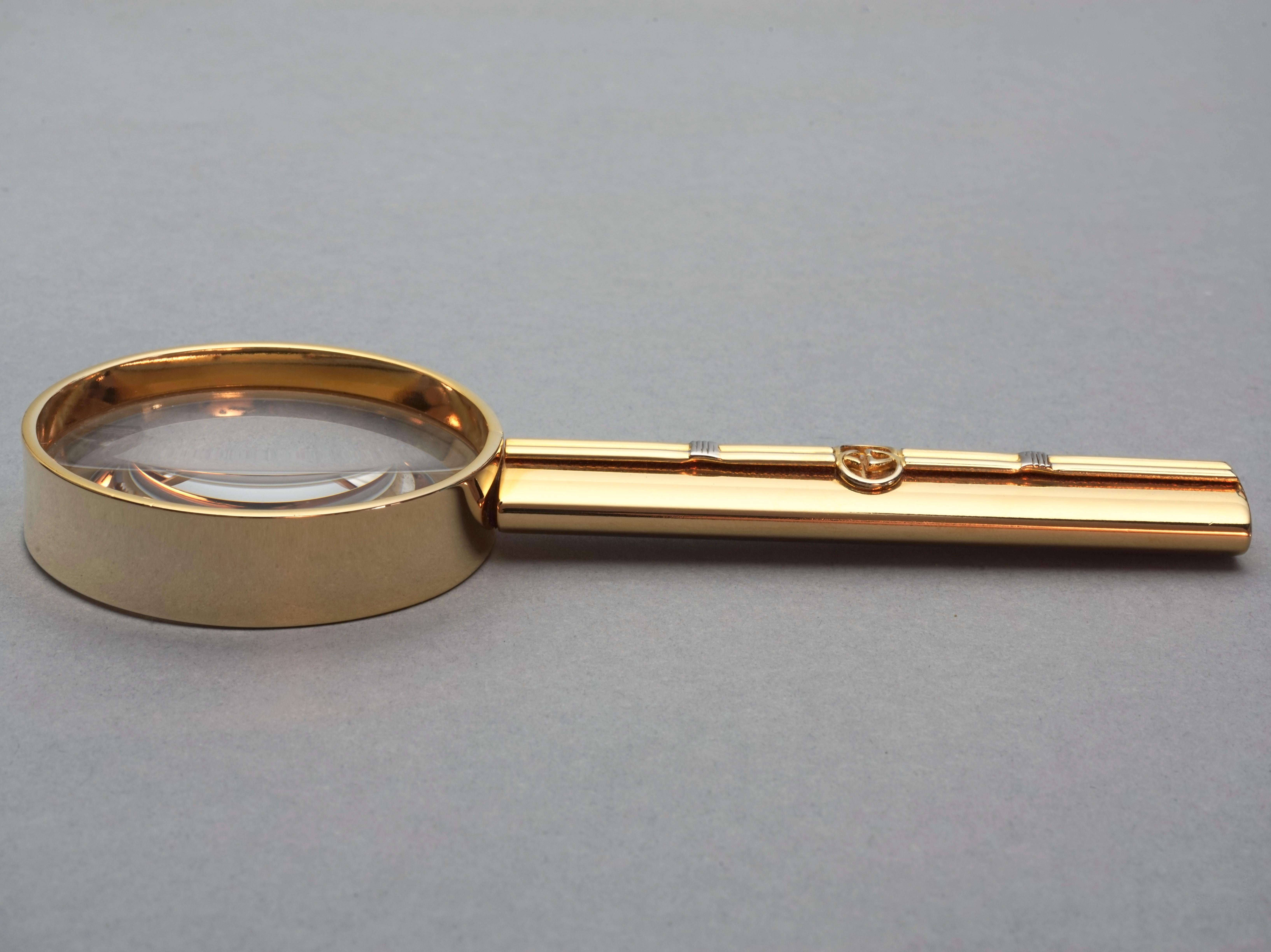 gold magnifying glass