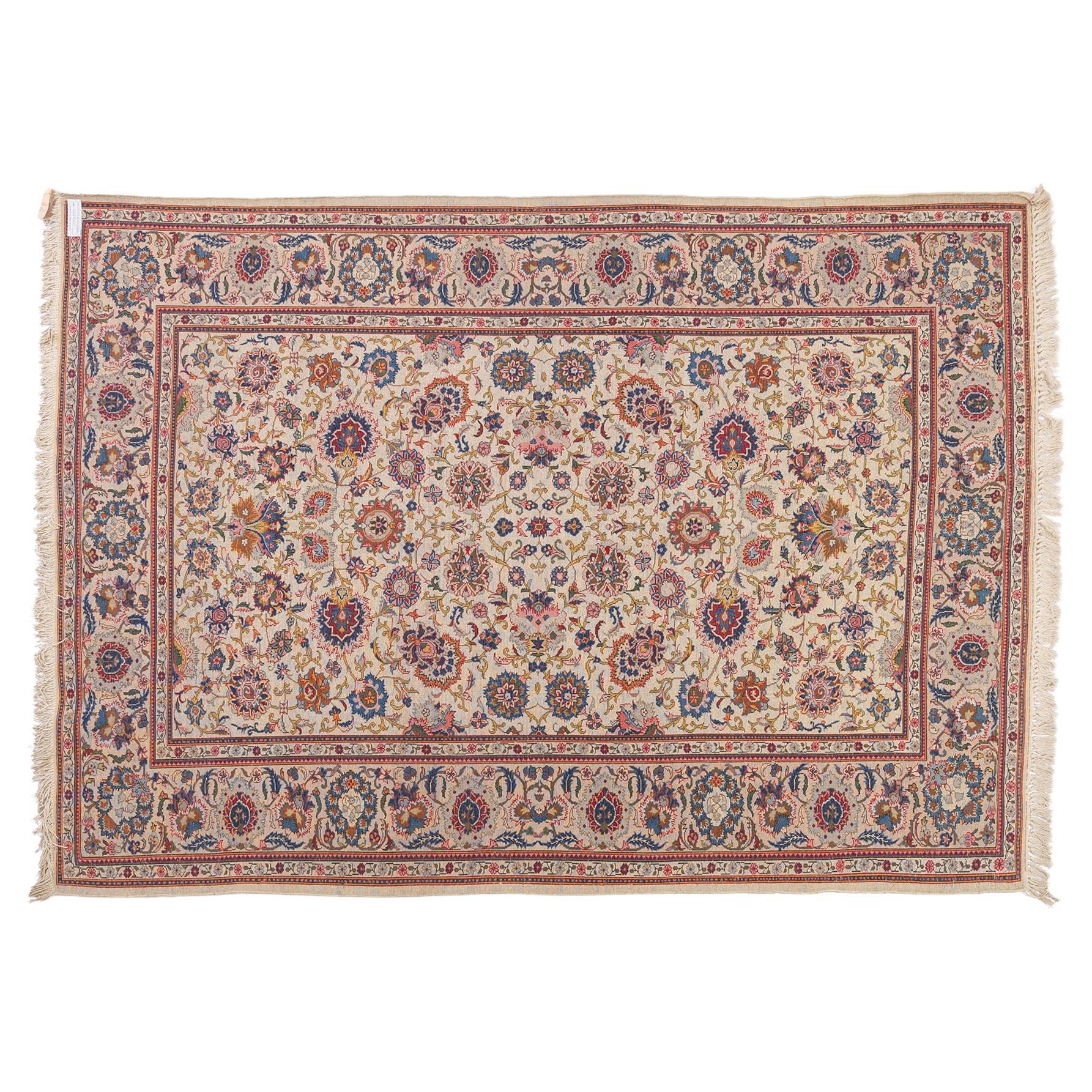 From my private collection: one of the most famous and beautiful oriental carpet, with an innate elegance.
Its floral design is masterfully distributed over the entire surface, with pleasant, non-intrusive pastel colors: perfect on the wall, like a