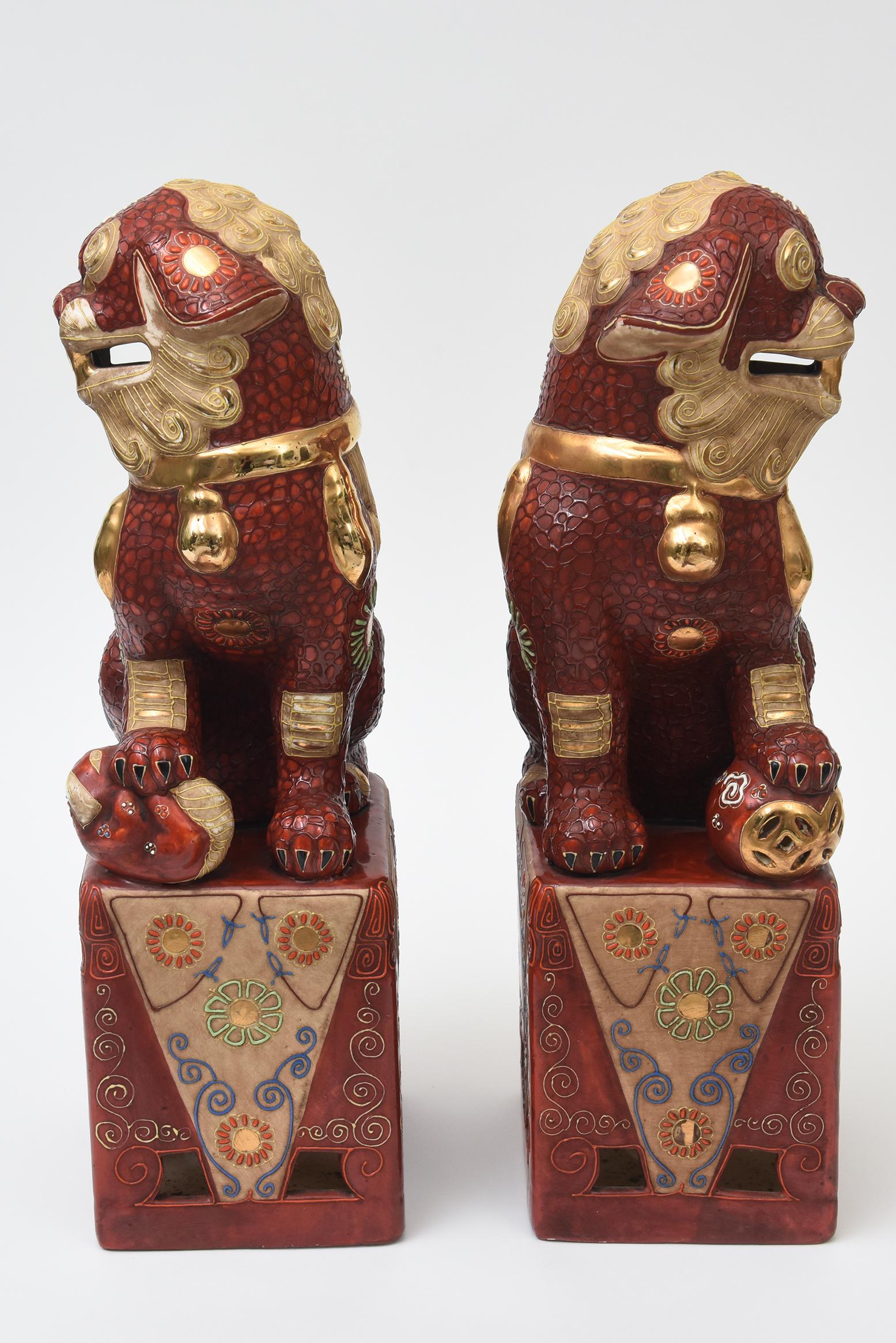 Vintage Rare Kutani Japan Hand Painted Porcelain, 22 Karat Gold Foo Dogs MCM im Angebot 1
