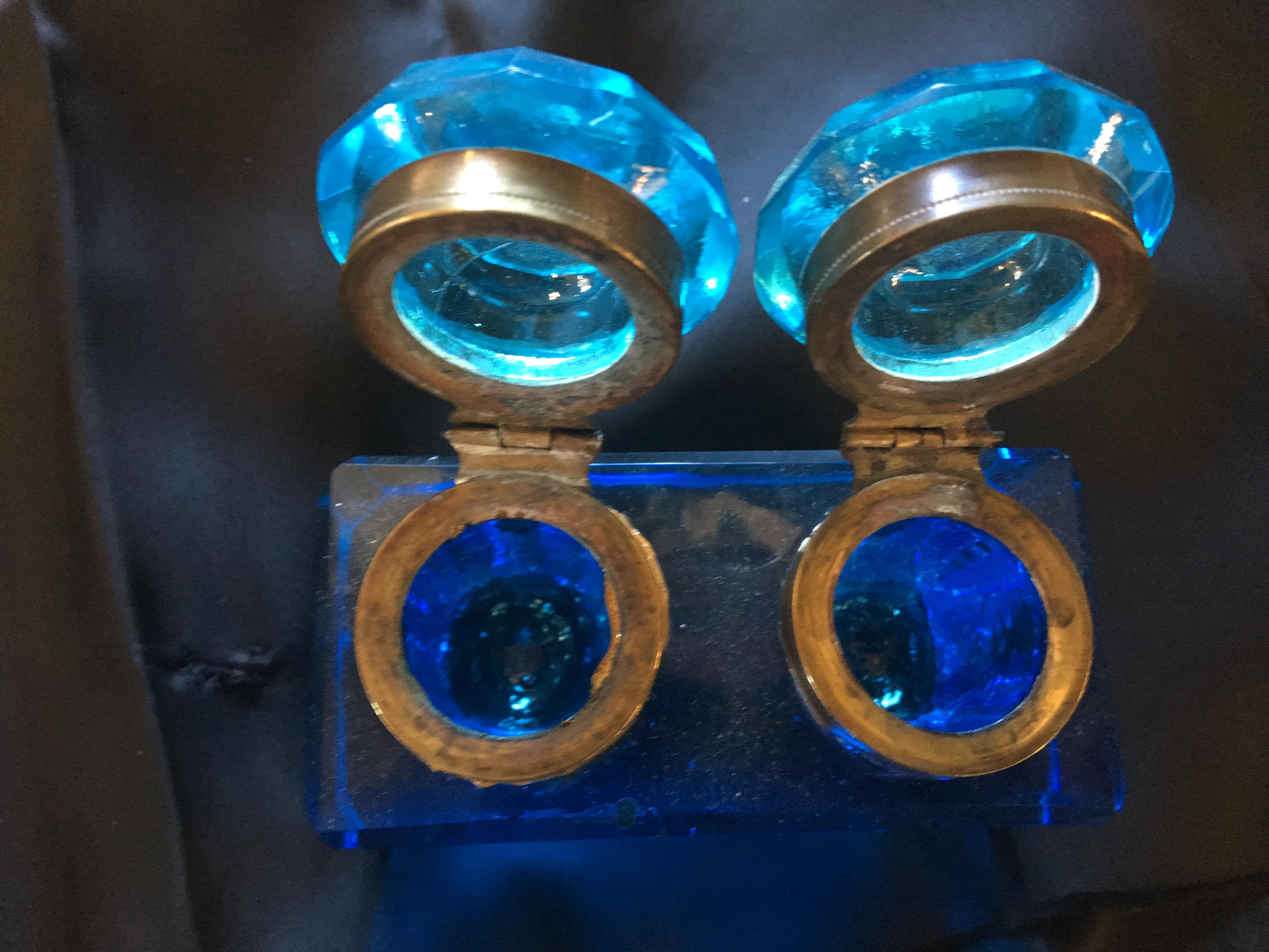 Vintage Rare Late 19th Century Light Blue Crystal Inkwell 1