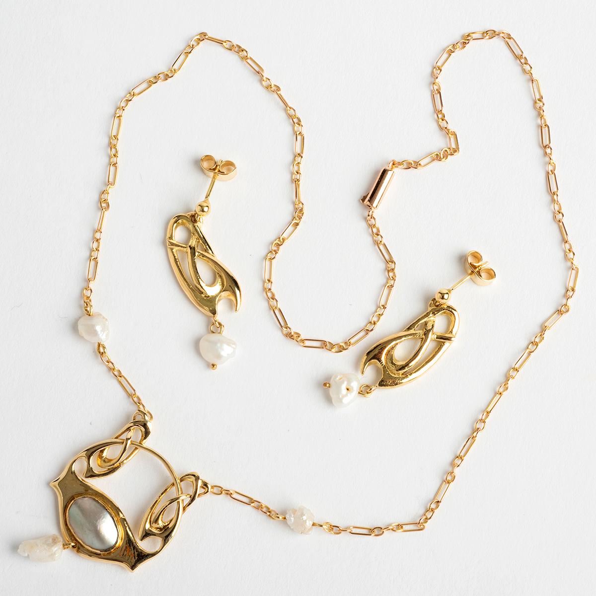 A unique piece within our carefully curated Vintage & Prestige fine jewellery collection, we are delighted to present the following:

Our rare and excellent vintage pearl necklace and earring matching set by Liberty of London come complete with