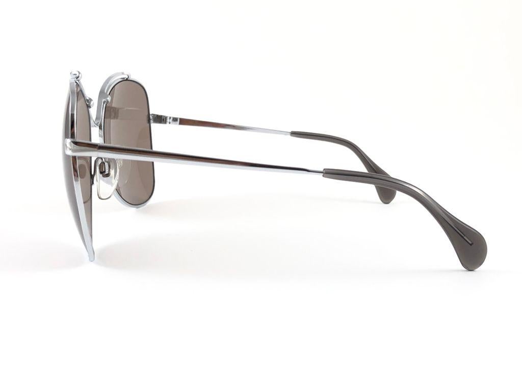 Vintage Rare Menrad 618 Oversized Silver 1970 Sunglasses In Excellent Condition For Sale In Baleares, Baleares