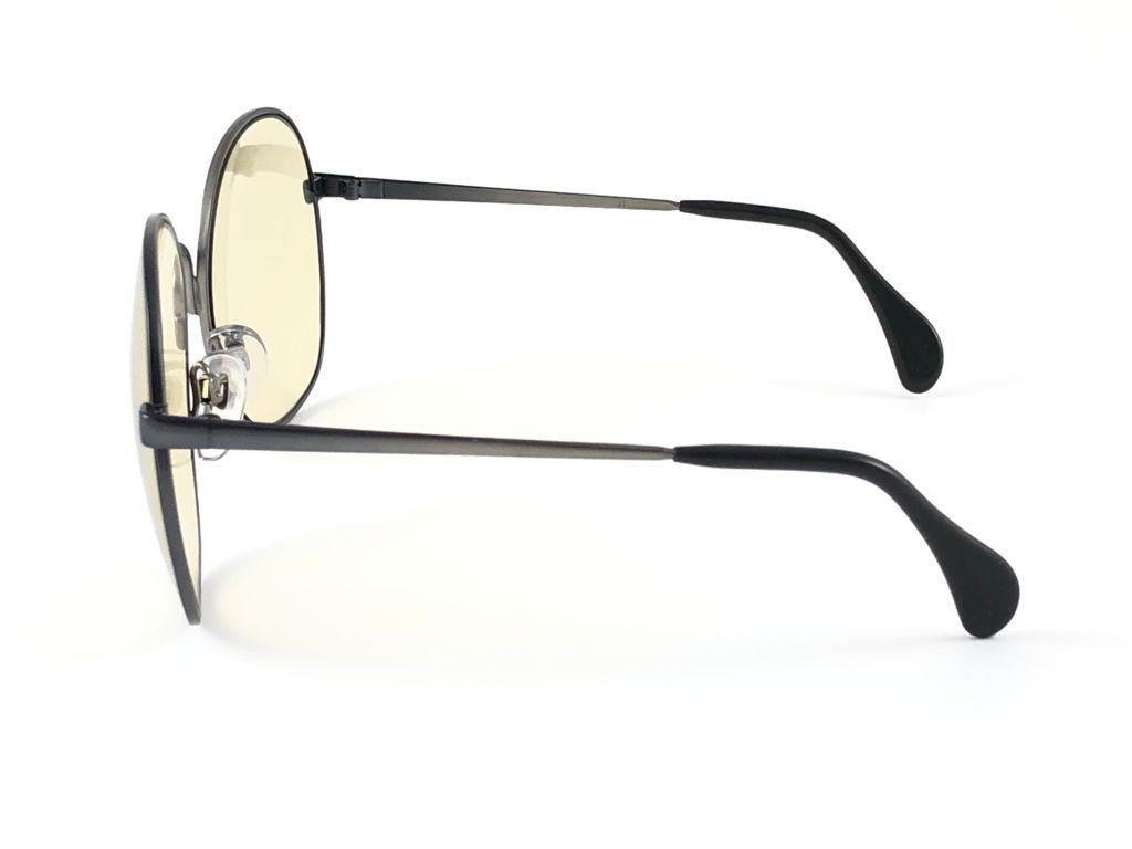 Vintage Rare Menrad 626  Semi Round Oversized Silver 1970 Sunglasses In Excellent Condition For Sale In Baleares, Baleares