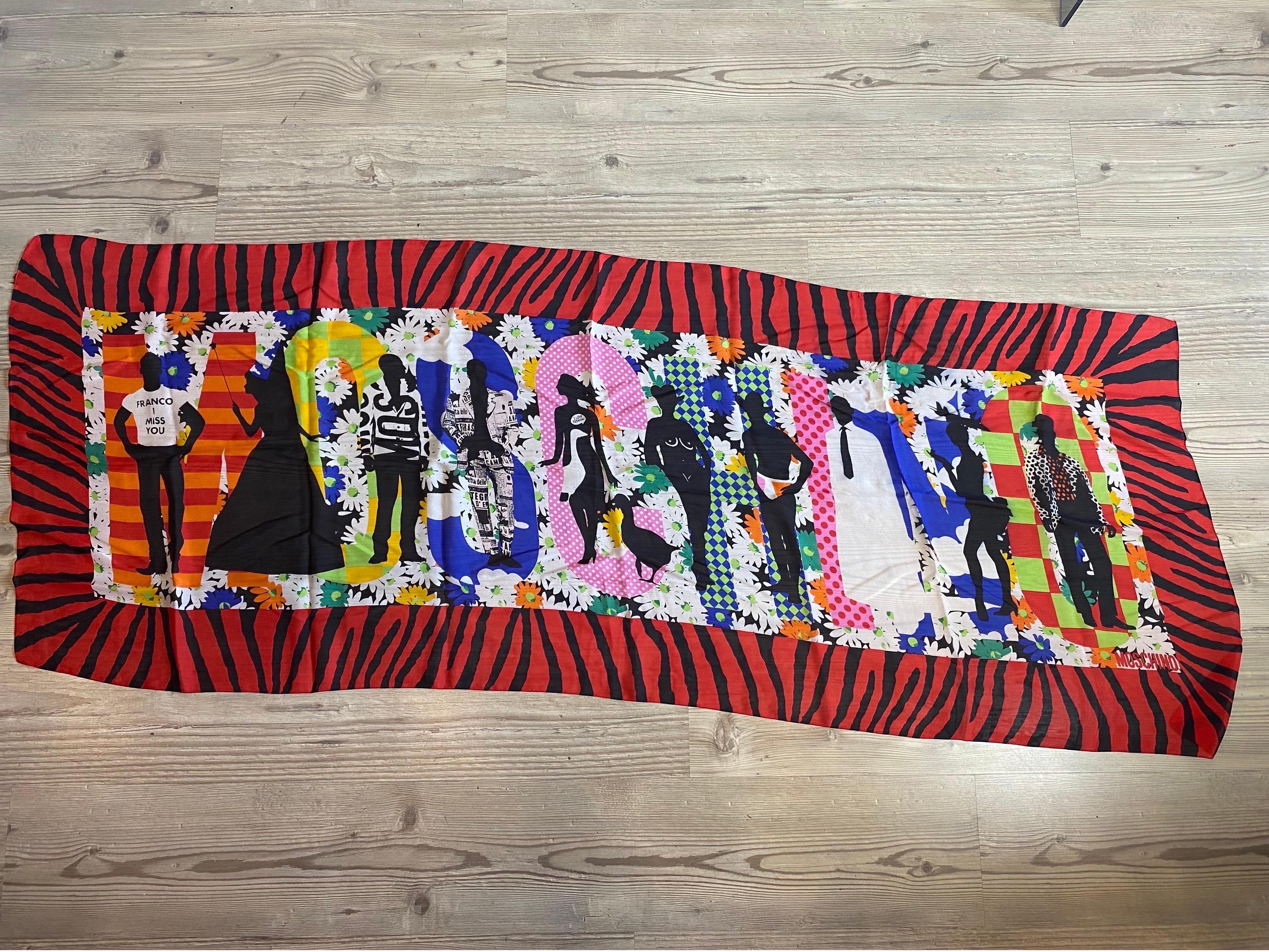 Nero Raro foulard Moschino d'epoca in vendita