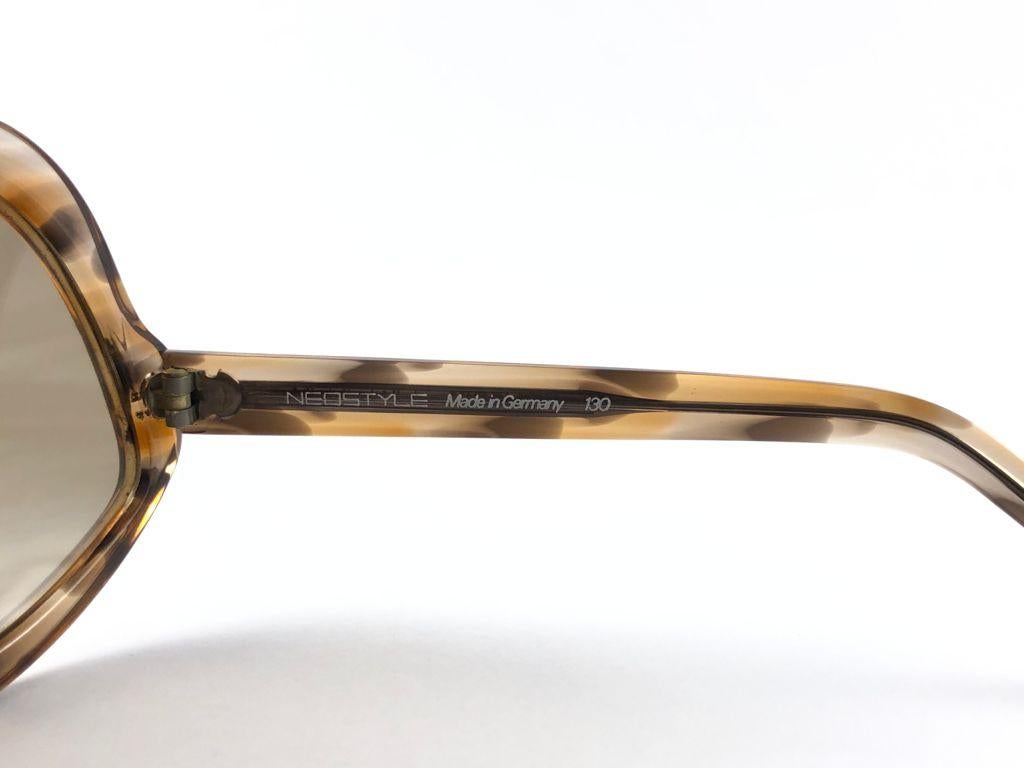 Vintage Rare Neostyle Clavit 175 Oversized 1970 Sunglasses In Excellent Condition For Sale In Baleares, Baleares