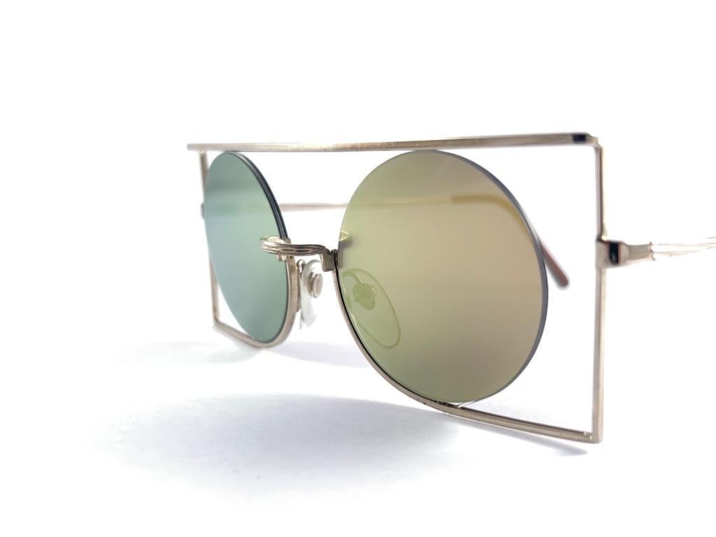 Vintage Rare Neostyle Inside Silver Lenses 1970 Sunglasses In Excellent Condition For Sale In Baleares, Baleares