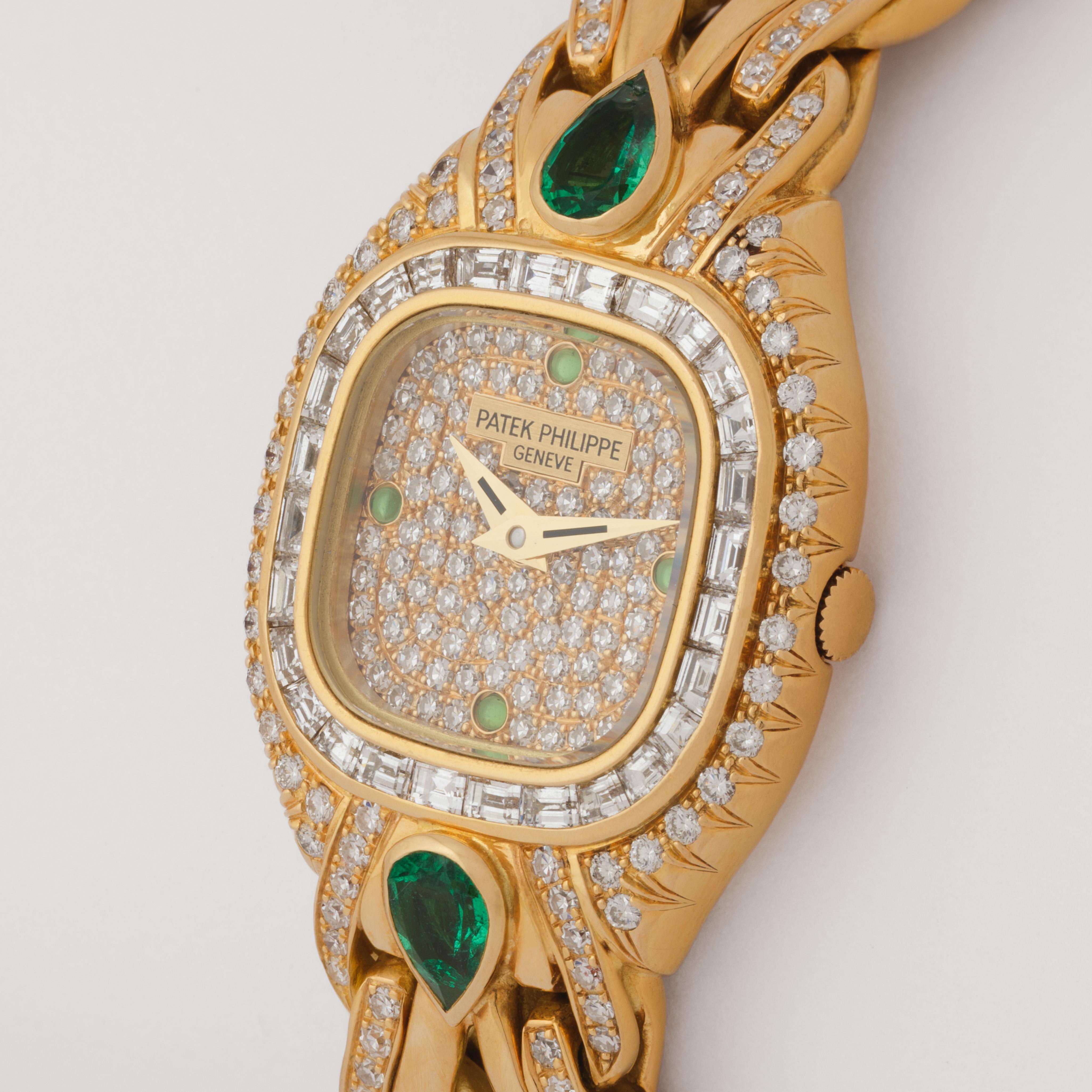 Vintage Rare Patek Philippe La Flamme Model 4806 Smaragde und Diamanten im Zustand „Hervorragend“ im Angebot in New York, NY