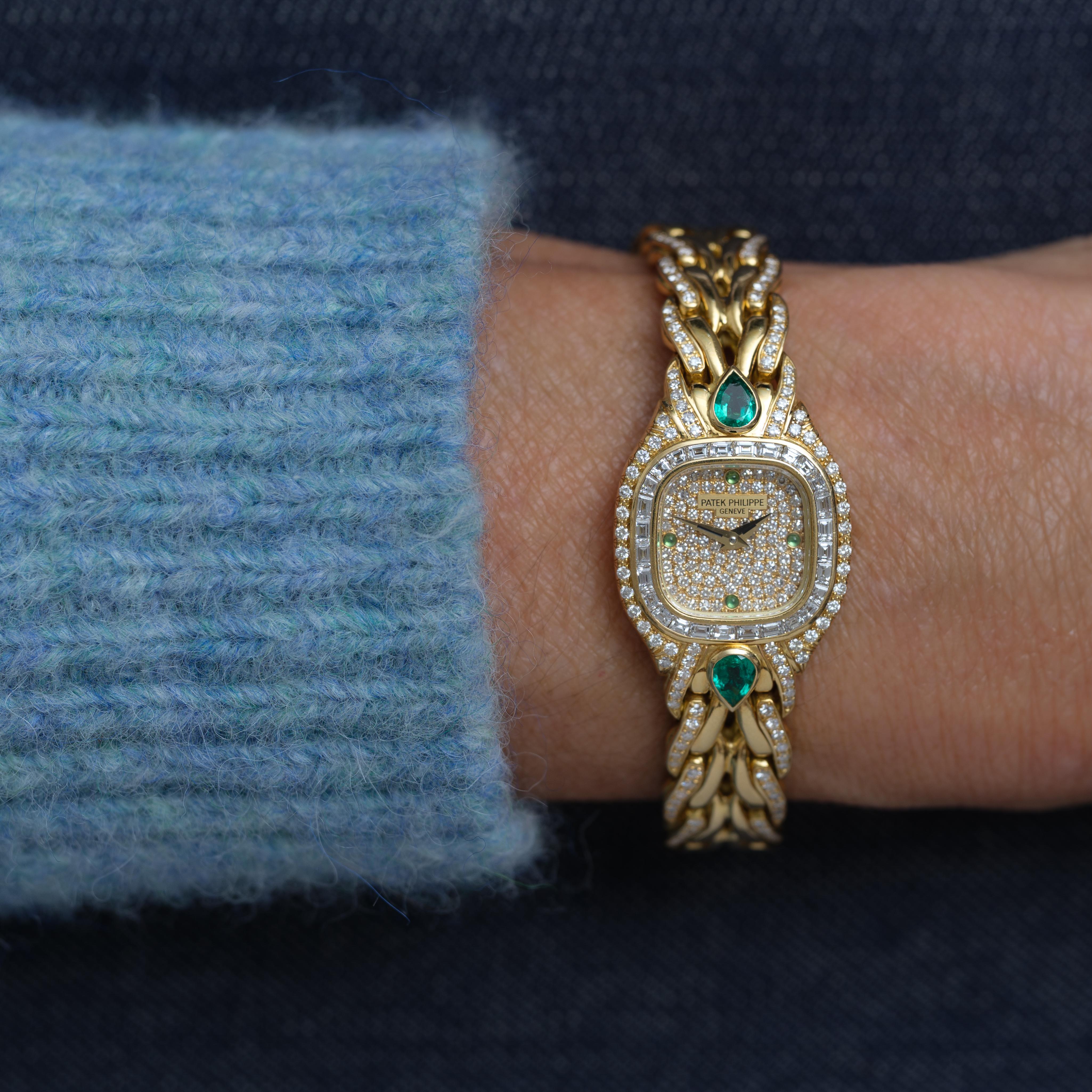 Vintage Rare Patek Philippe La Flamme Model 4806 Smaragde und Diamanten im Angebot 3