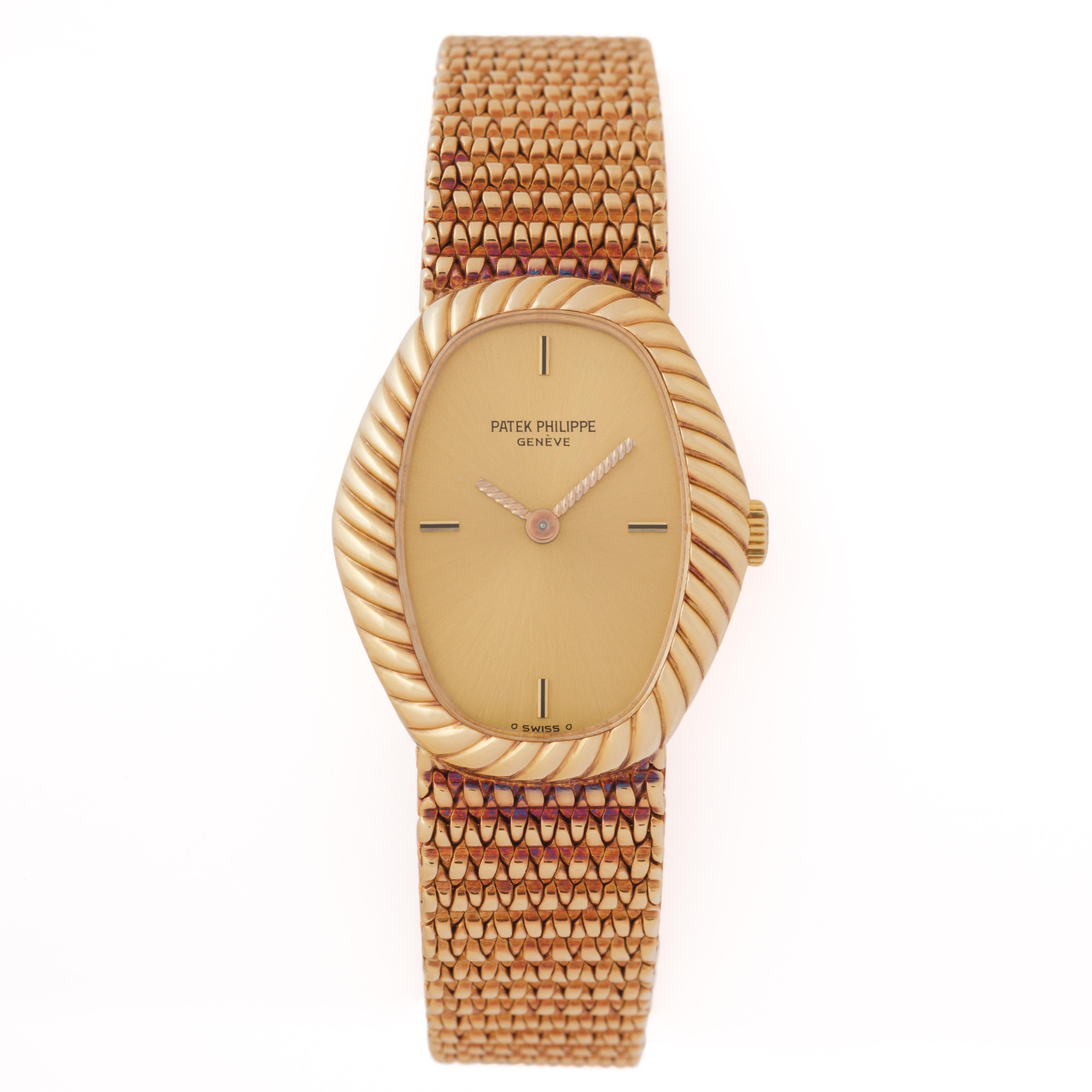 Modernist Vintage Rare Patek Philippe Model 4462/1 18 Karat Yellow Gold Watch For Sale