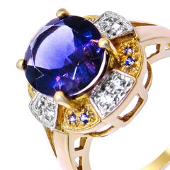 Vintage Rare Piece 14 Karat Yellow Gold with Amethyst Ladies Ring