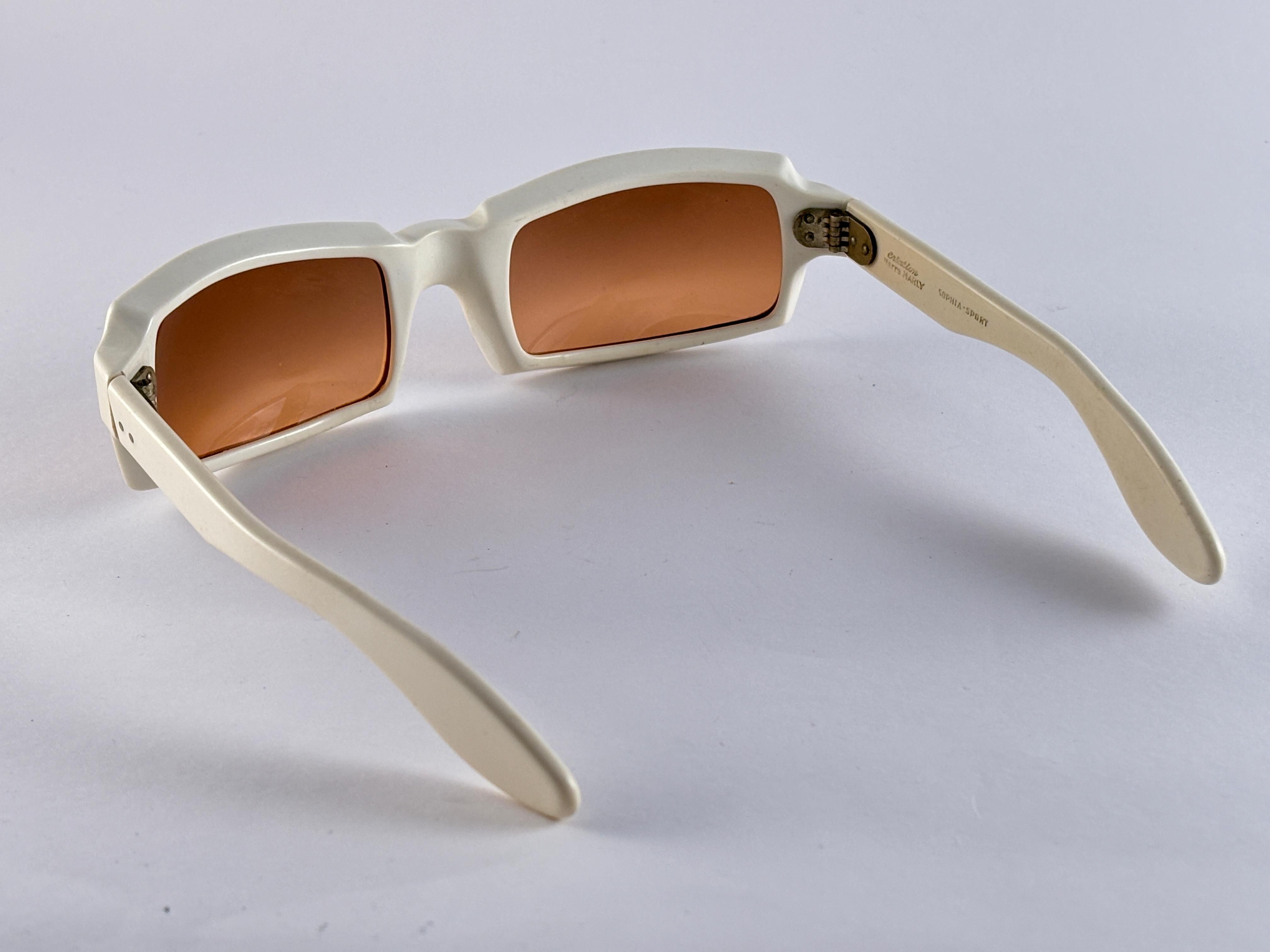 Vintage Avant Garde Pierre Marli 