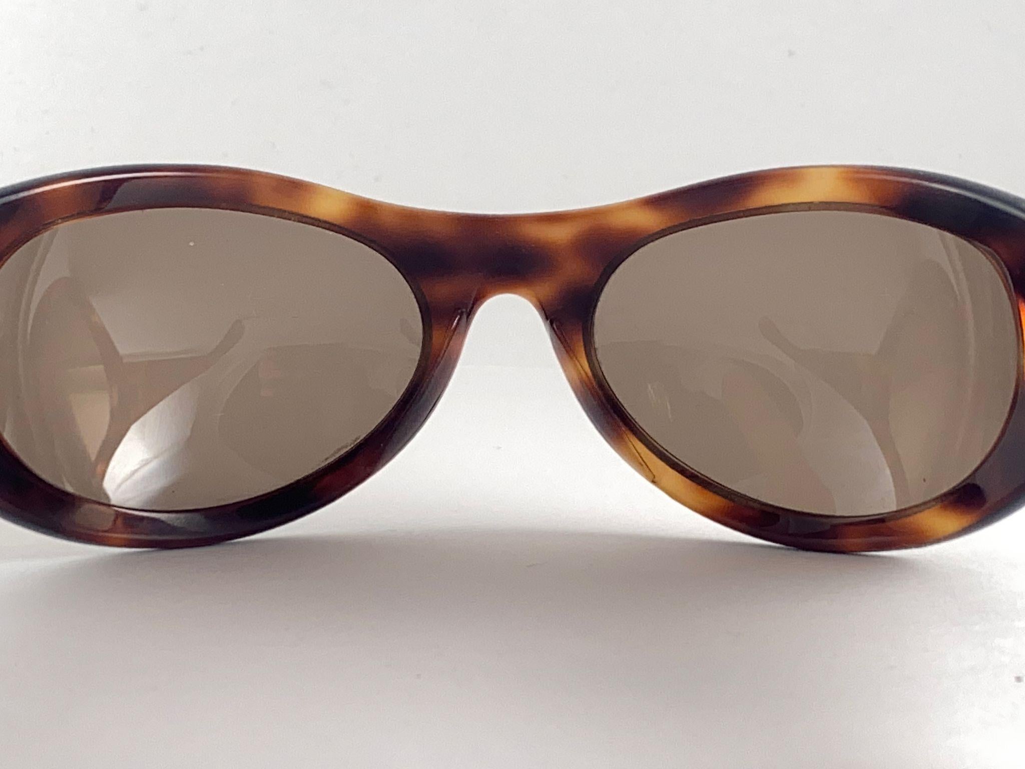Seltene Pierre Marly Sport Mo Le Gainsbourg Avantgarde 1960 Vintage-Sonnenbrille, Vintage (Grau) im Angebot
