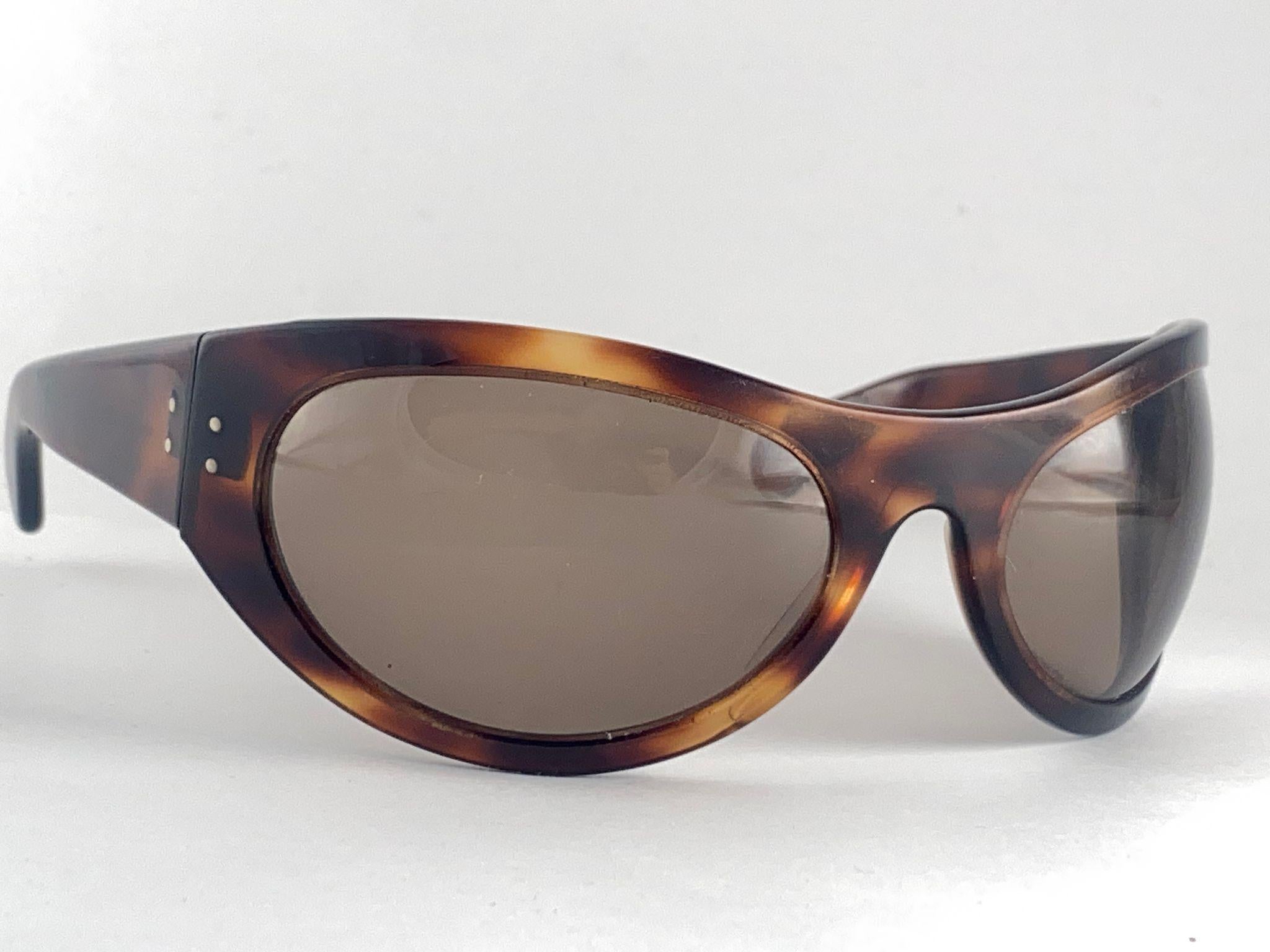 Seltene Pierre Marly Sport Mo Le Gainsbourg Avantgarde 1960 Vintage-Sonnenbrille, Vintage für Damen oder Herren im Angebot
