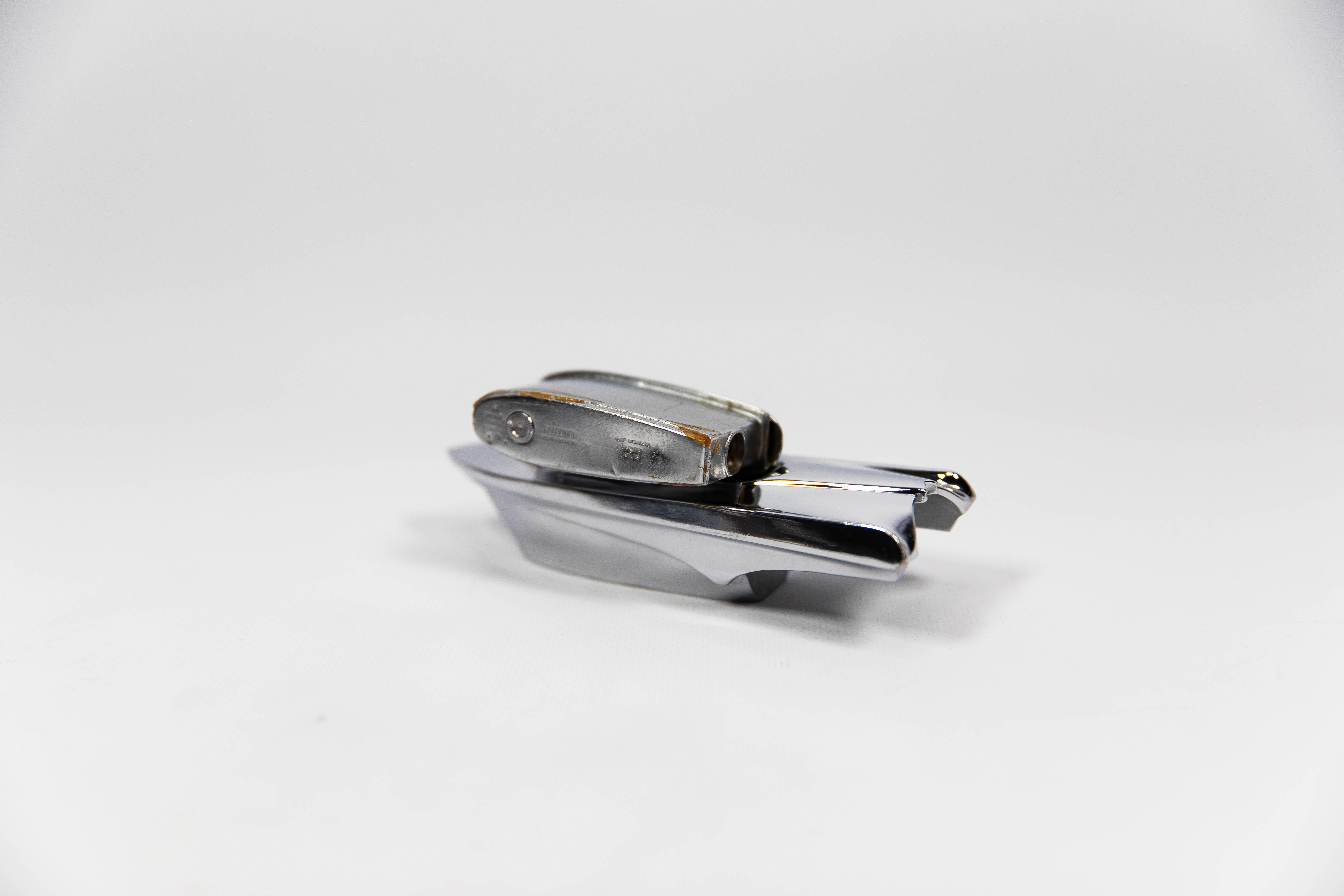 Vintage Rare Ronson Futura Speed Boat Table Lighter Chrome 1960s (SERVICED) In Good Condition In DELFT, NL
