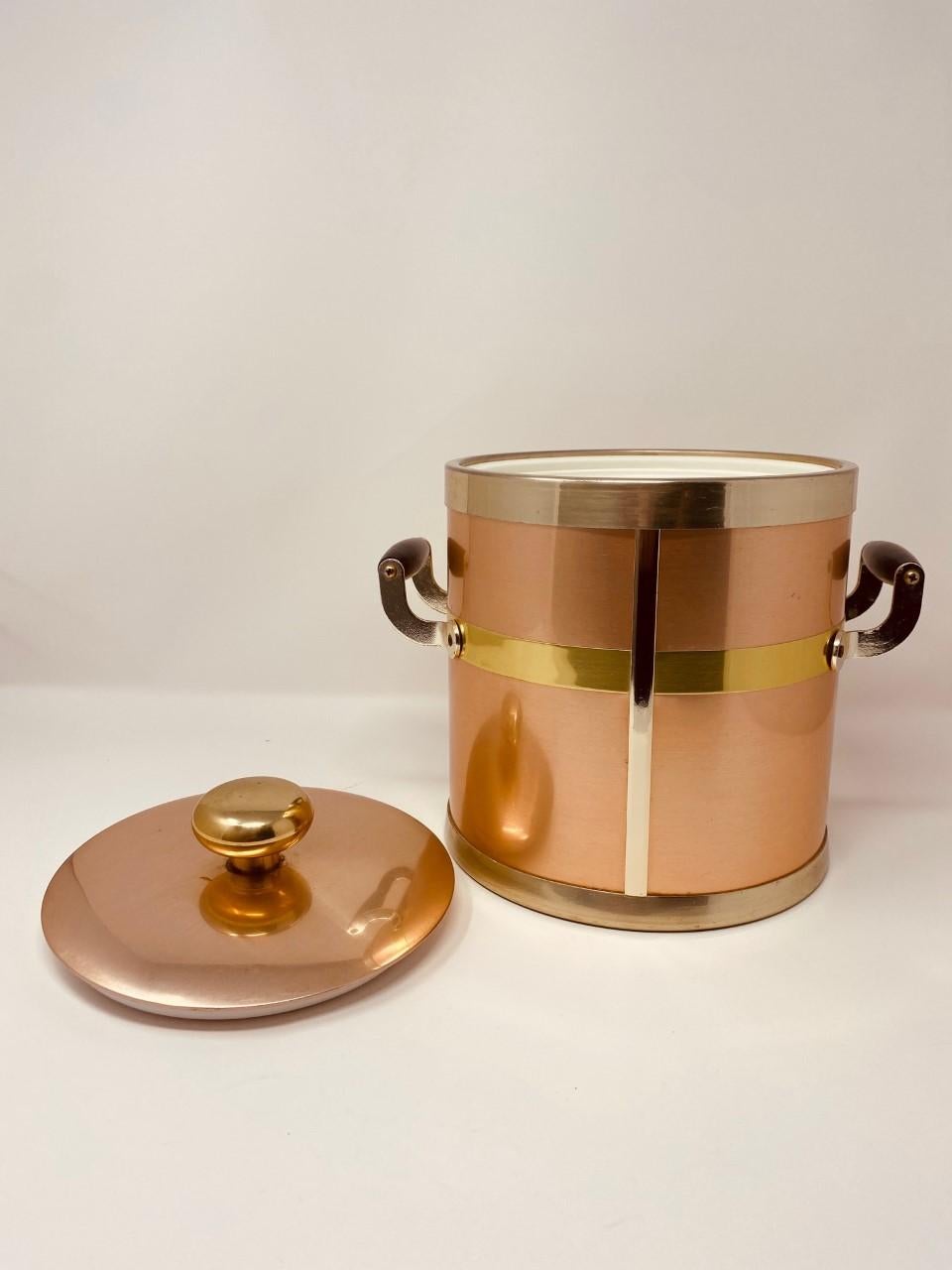 Mid-20th Century Vintage Rare Rose Color Copper Hollywood Regency Ice Bucket
