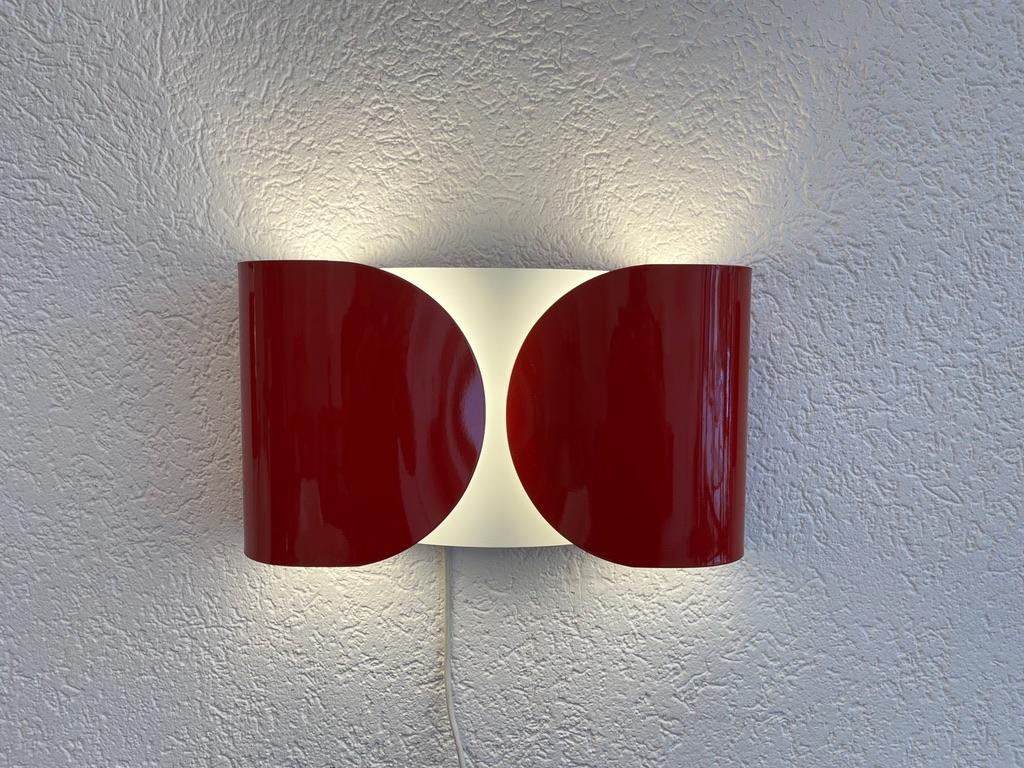 Enameled Vintage Rare Set of 3 Red Foglio Wall Lamps by Tobia Scarpa for Flos circa 1970s For Sale