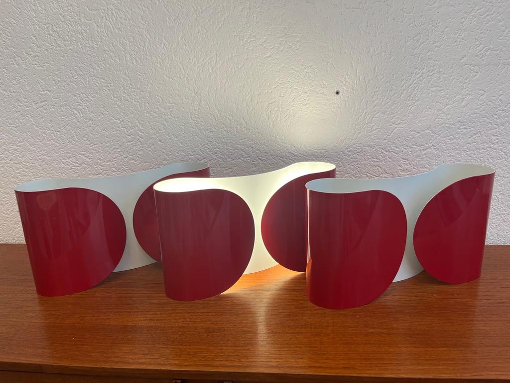 Late 20th Century Vintage Rare Set of 3 Red Foglio Wall Lamps by Tobia Scarpa for Flos circa 1970s For Sale