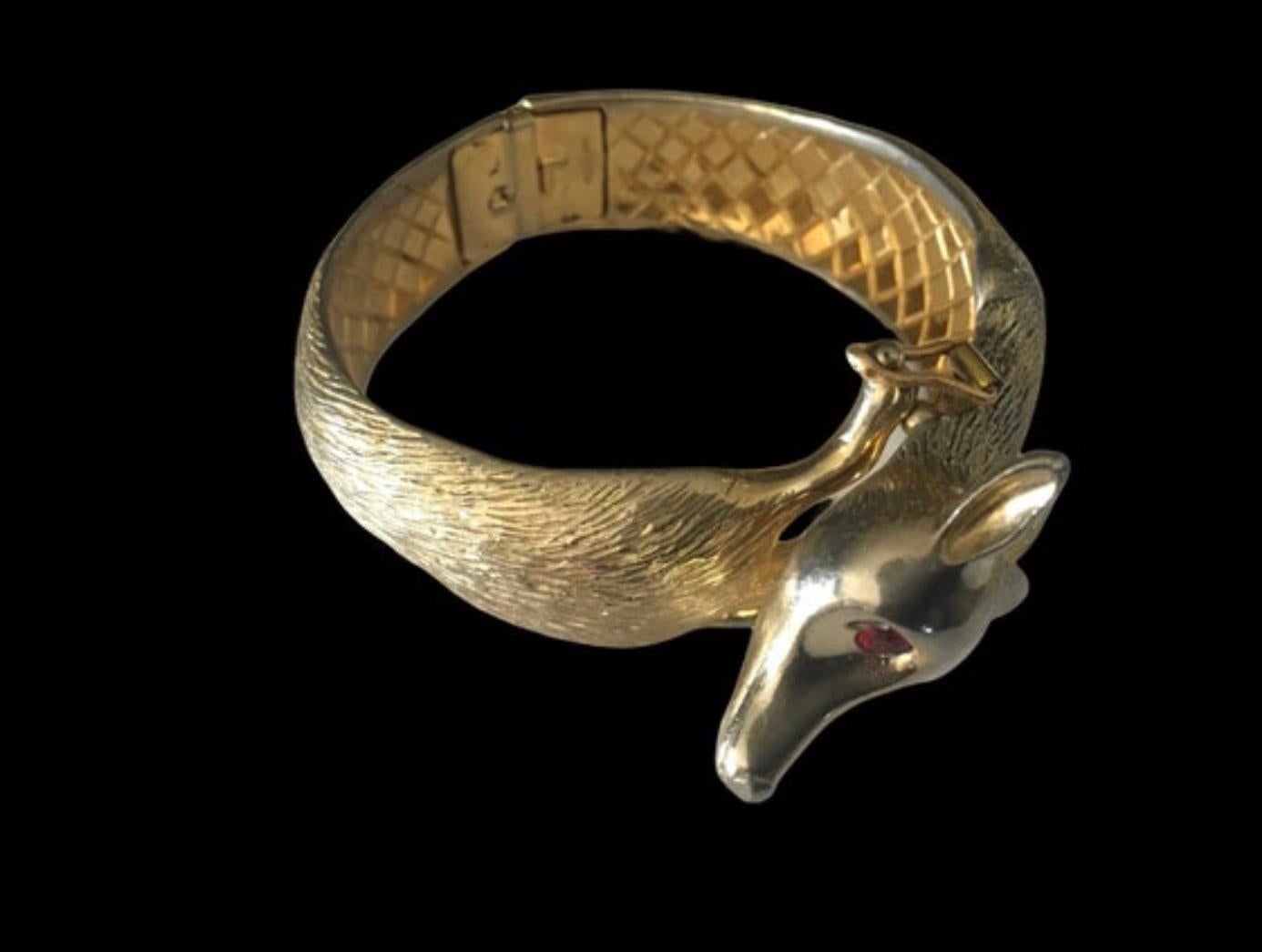 Vintage Rare Signed Castlecliff Golden Fox Clamper Bangle Cuff In Good Condition In Dordogne, FR