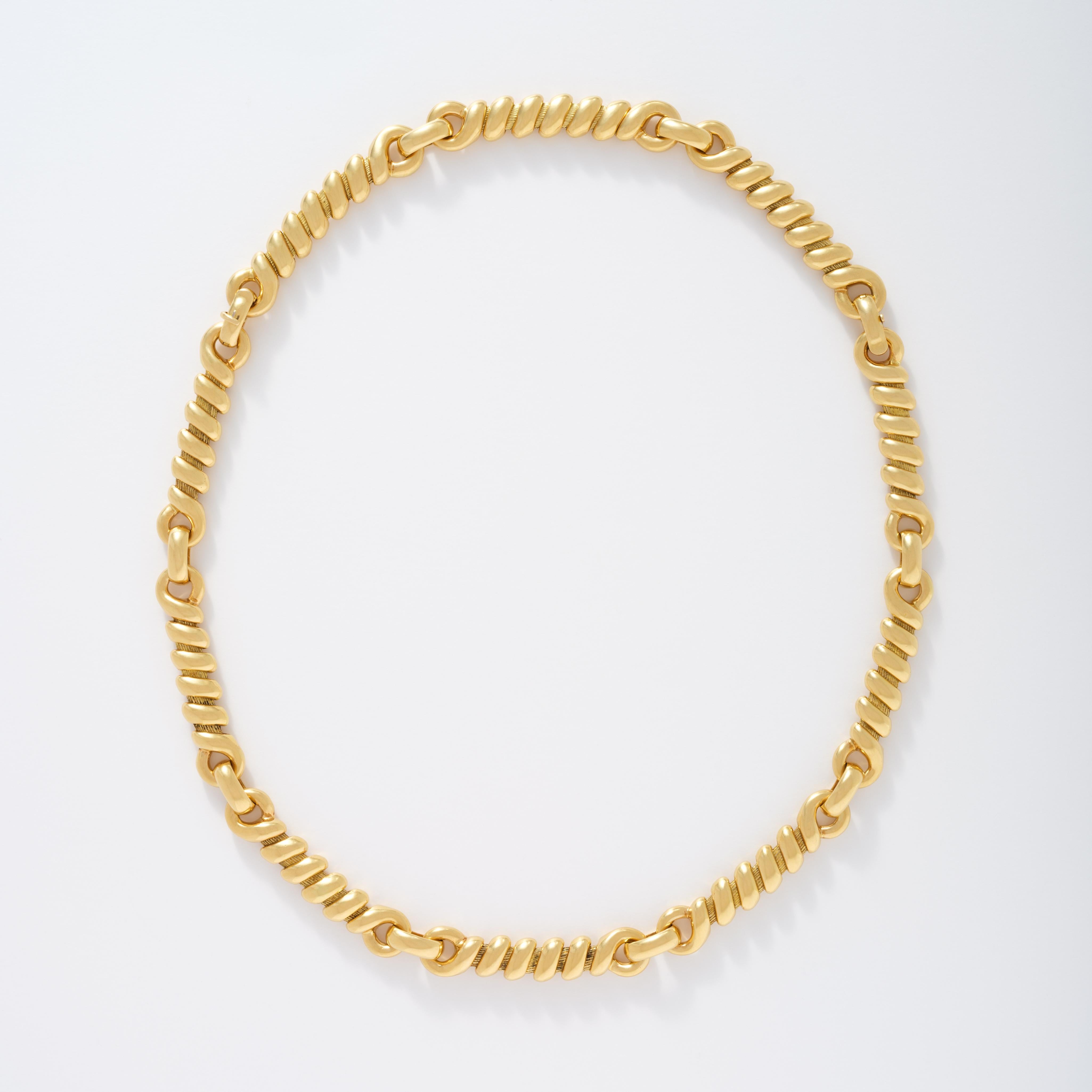 Vintage Rare Signed Georges Lenfant 18 Karat Rope Twist Chain & Bracelet Set In condizioni buone in vendita a New York, NY