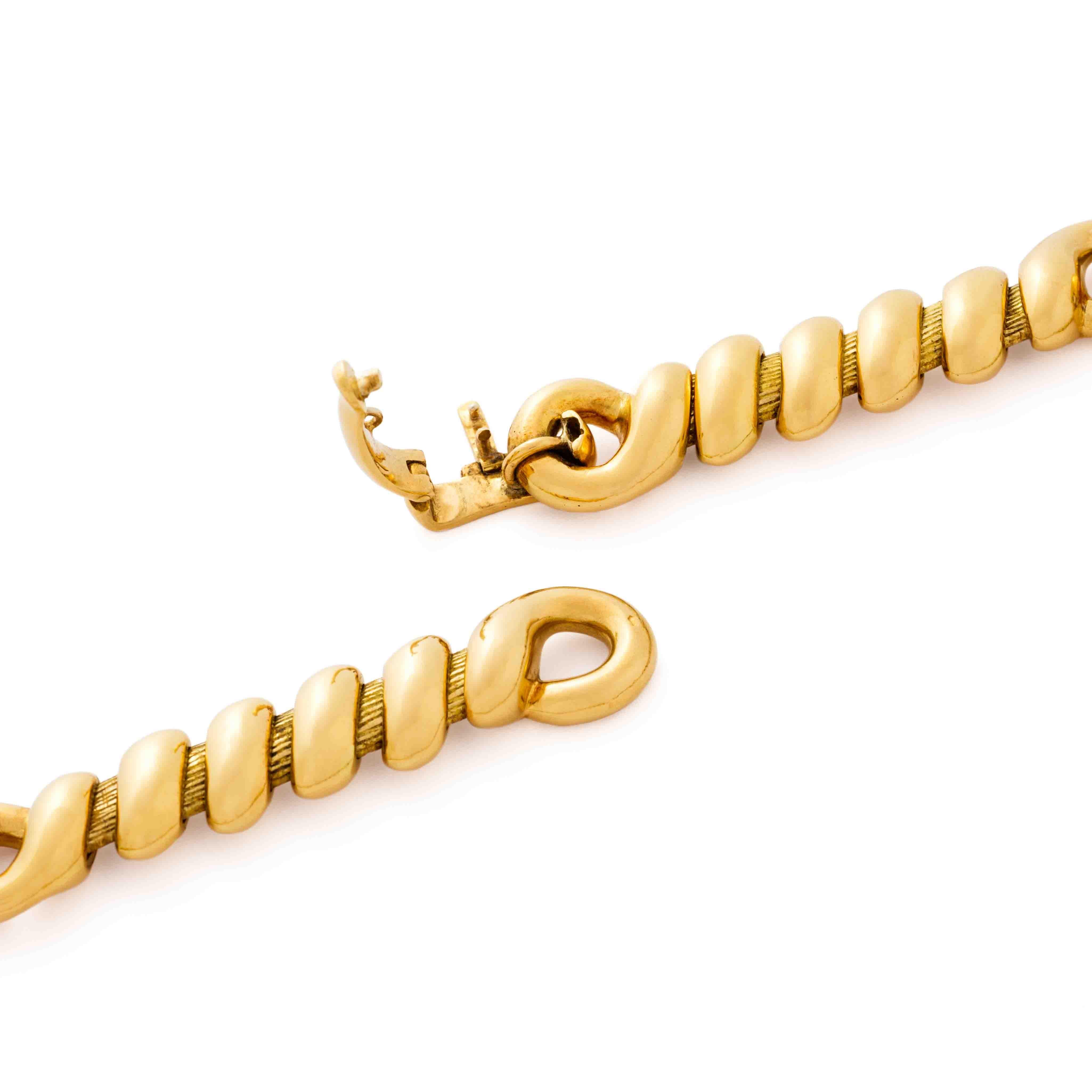 da uomo o donna Vintage Rare Signed Georges Lenfant 18 Karat Rope Twist Chain & Bracelet Set in vendita