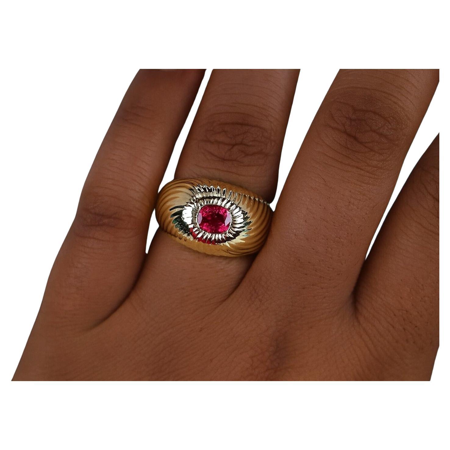 Vintage Seltene Tiffany & Co. Schlumberger 18K Gelbgold Oval Burma Ruby Cocktail Ring

Ein außergewöhnlicher Vintage-Cocktailring von Tiffany & Co., entworfen von dem legendären Jean Schlumberger. Dieses kühne Schmuckstück aus 18-karätigem Gelbgold