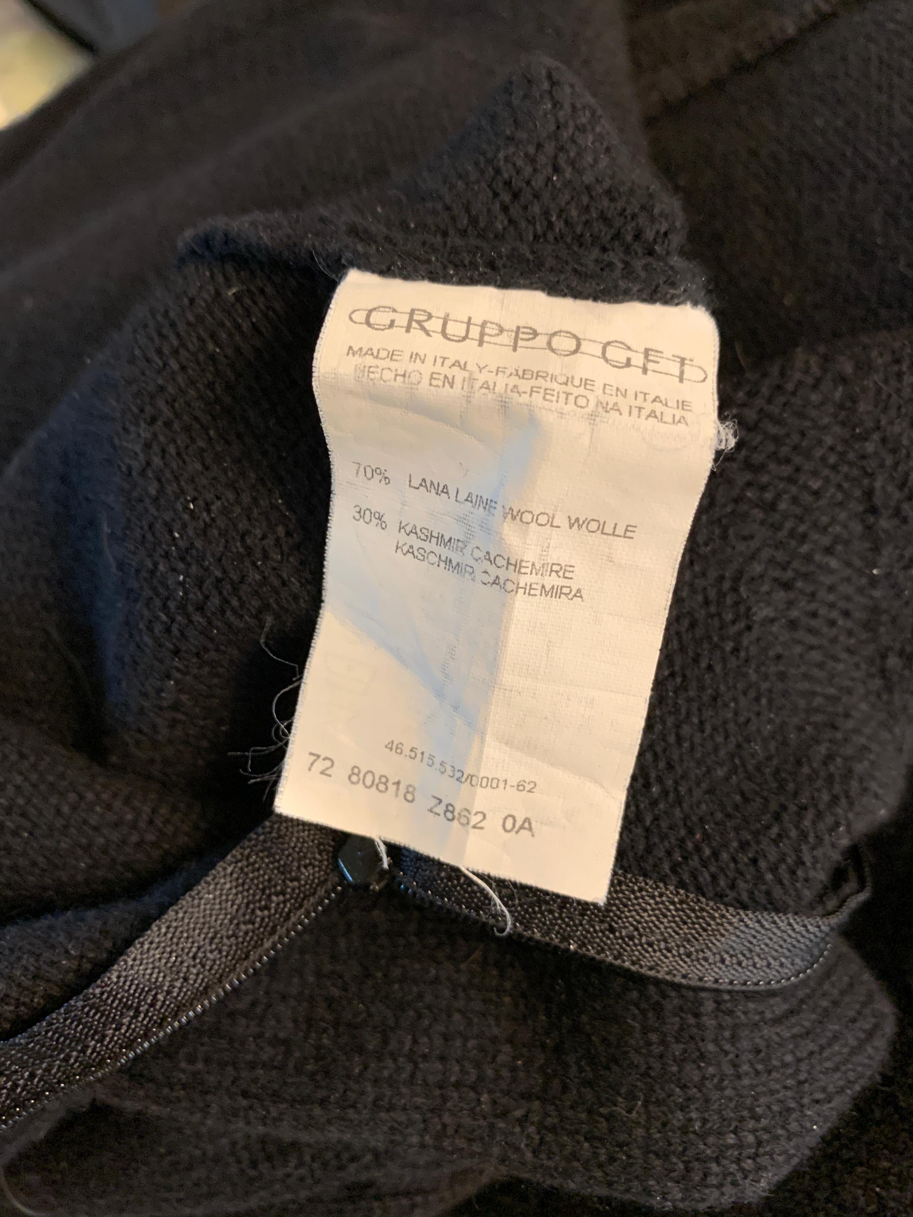 Vintage Rare Valentino Jumpsuit in Black Wool & Cashmere Italy Size M For Sale 7