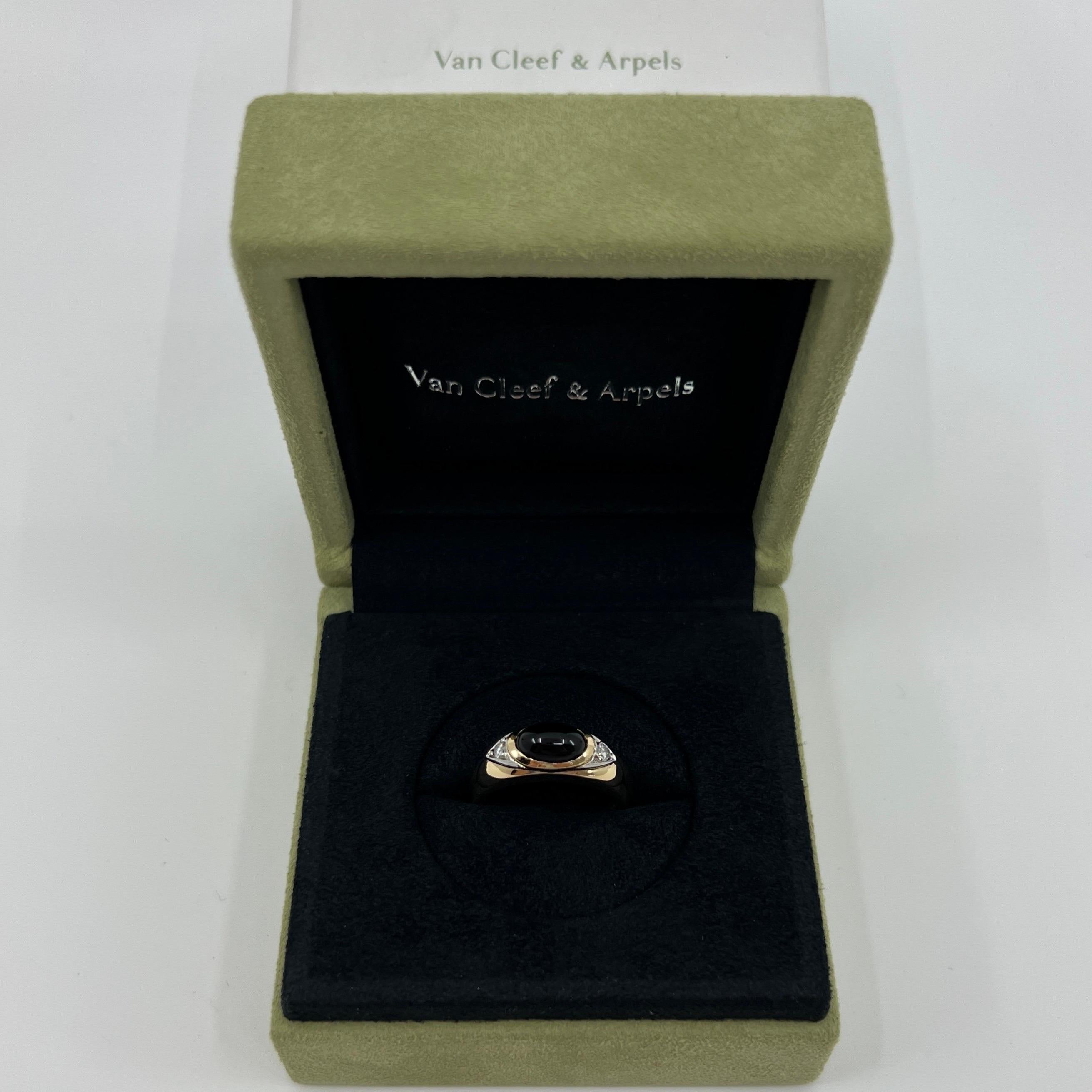 Vintage Rare Van Cleef & Arpels Onyx & Diamond Or 18k Oval Cabochon Dome Ring en vente 6