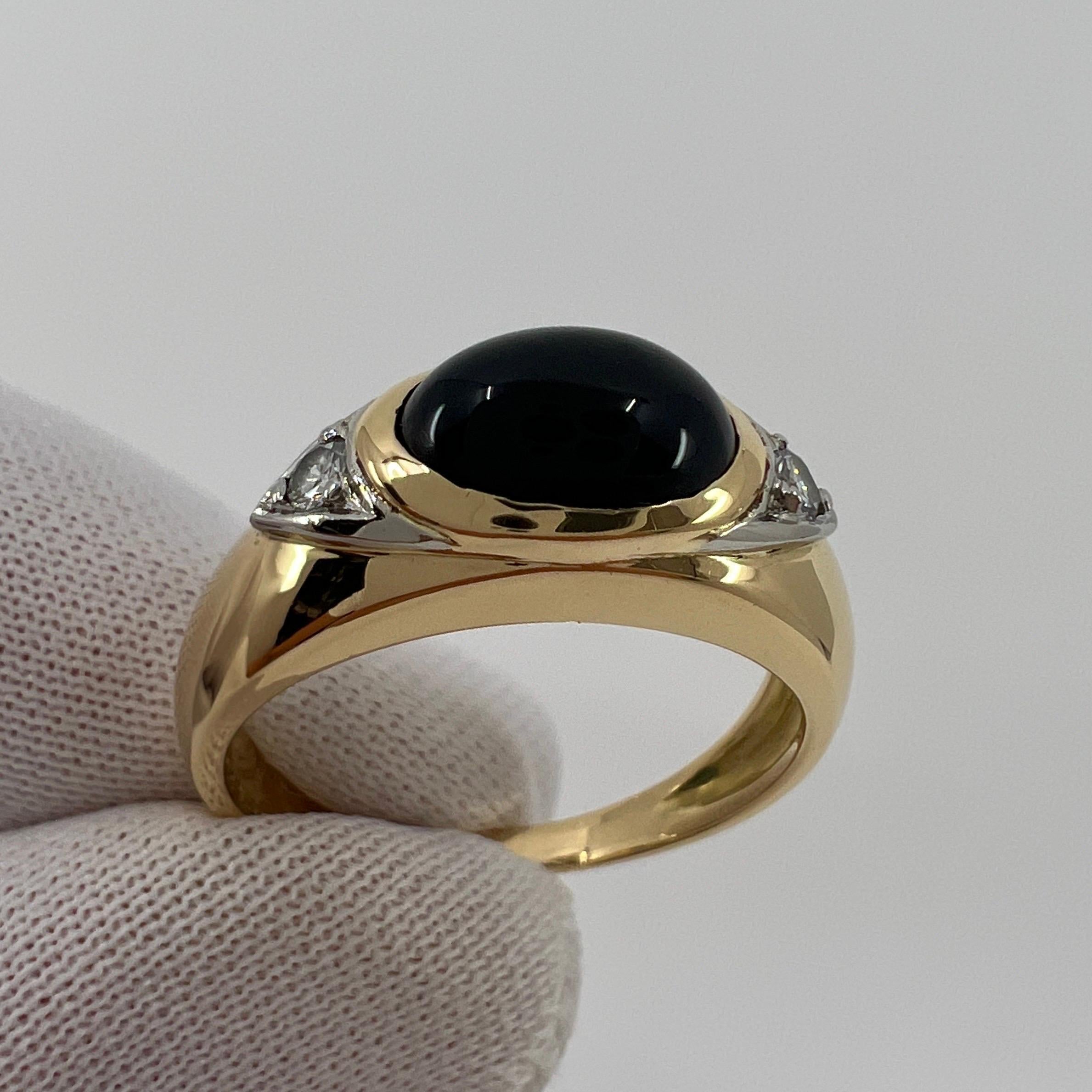 Vintage Rare Van Cleef & Arpels Onyx & Diamond 18k Gold Oval Cabochon Dome Ring For Sale 1