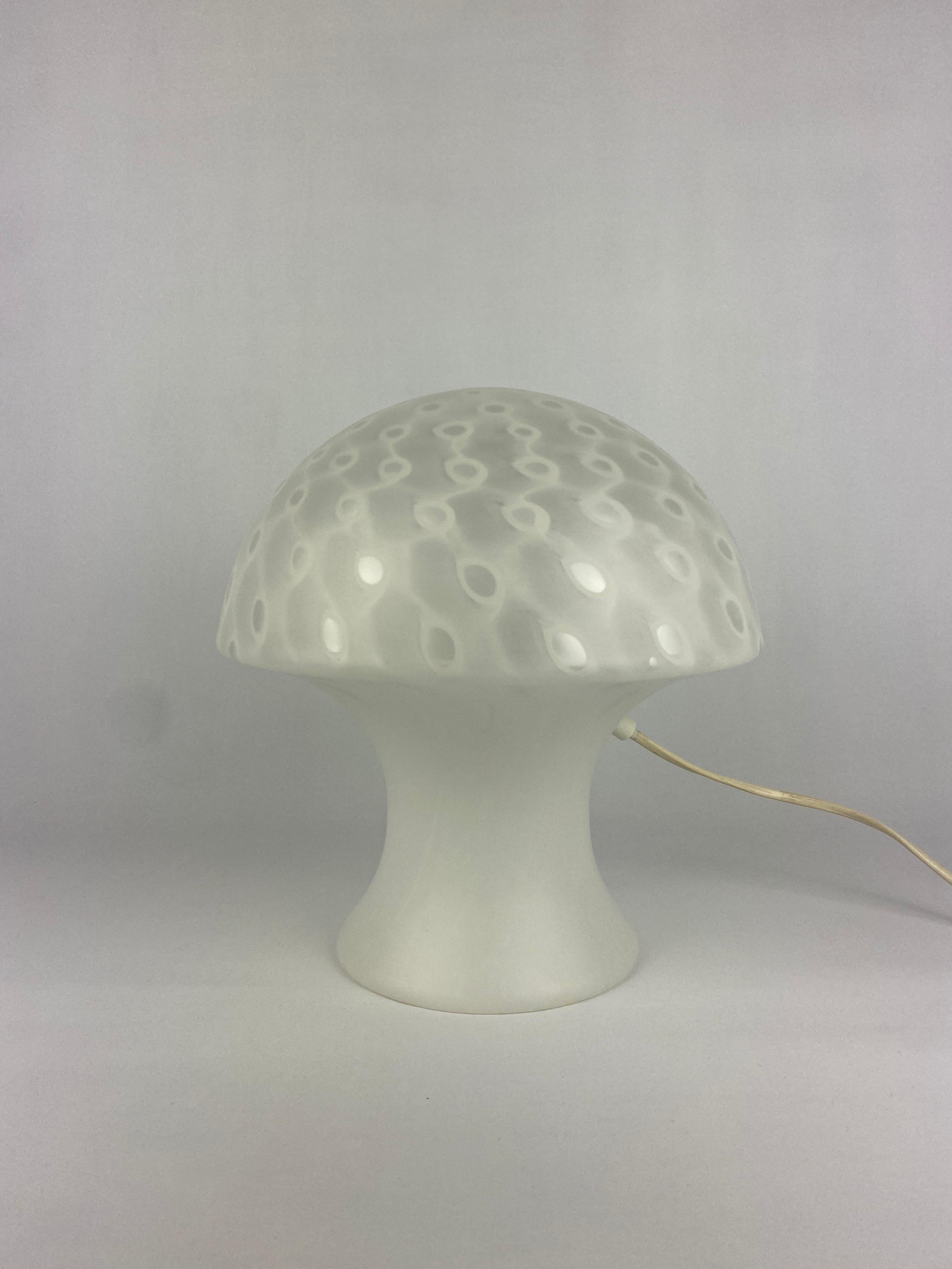 Vintage Rare White Glass Peill and Putzler Mushroom Table Lamp 1970 2