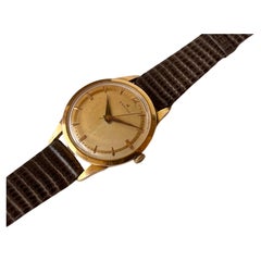 Vintage Rare Zenith Star Mechnical Bumper 80 microns Cal 120 cas Men's Watch