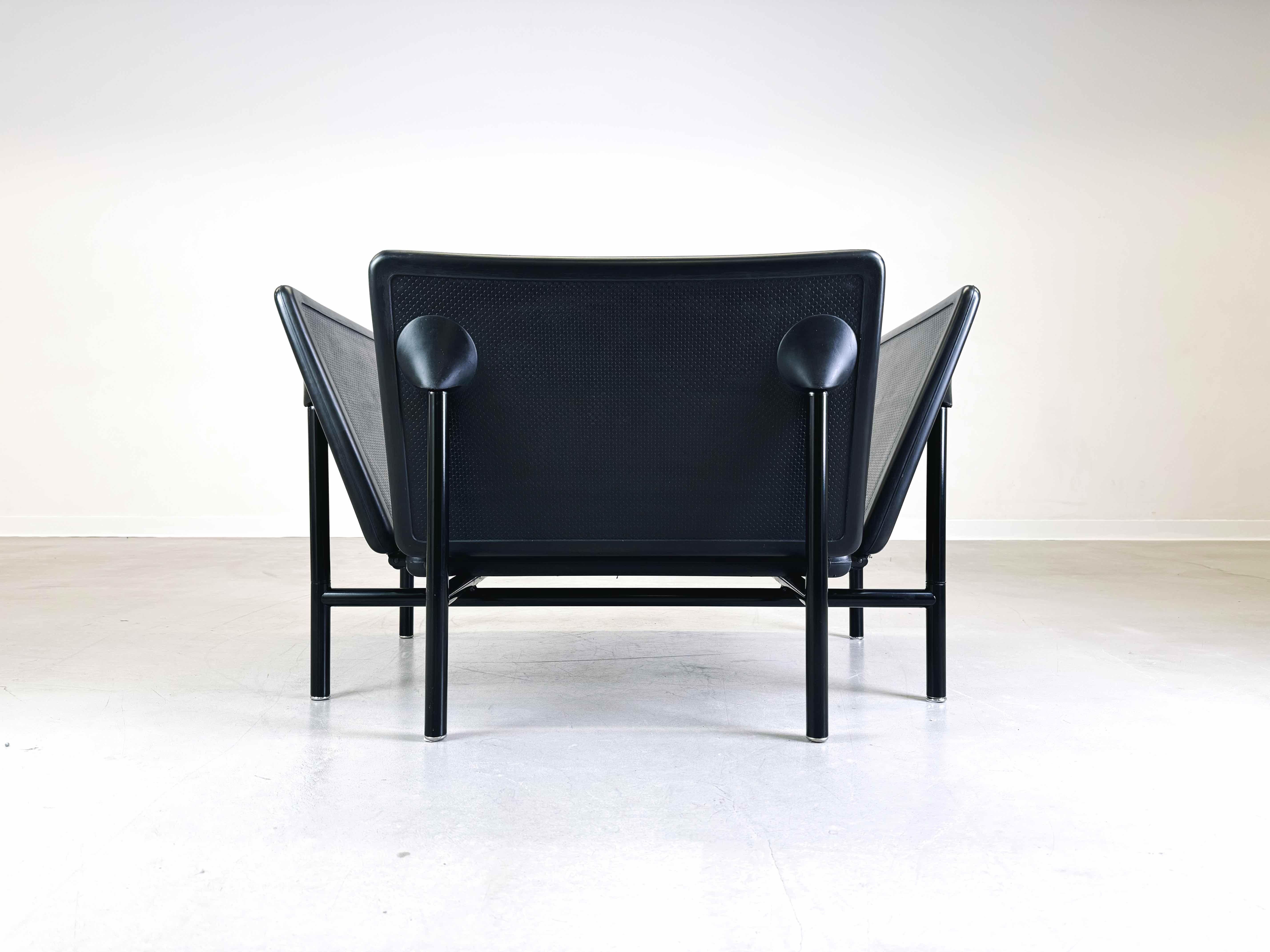 Vintage Rataplan armchair Dema Roberto Tapinassi leather red black 4