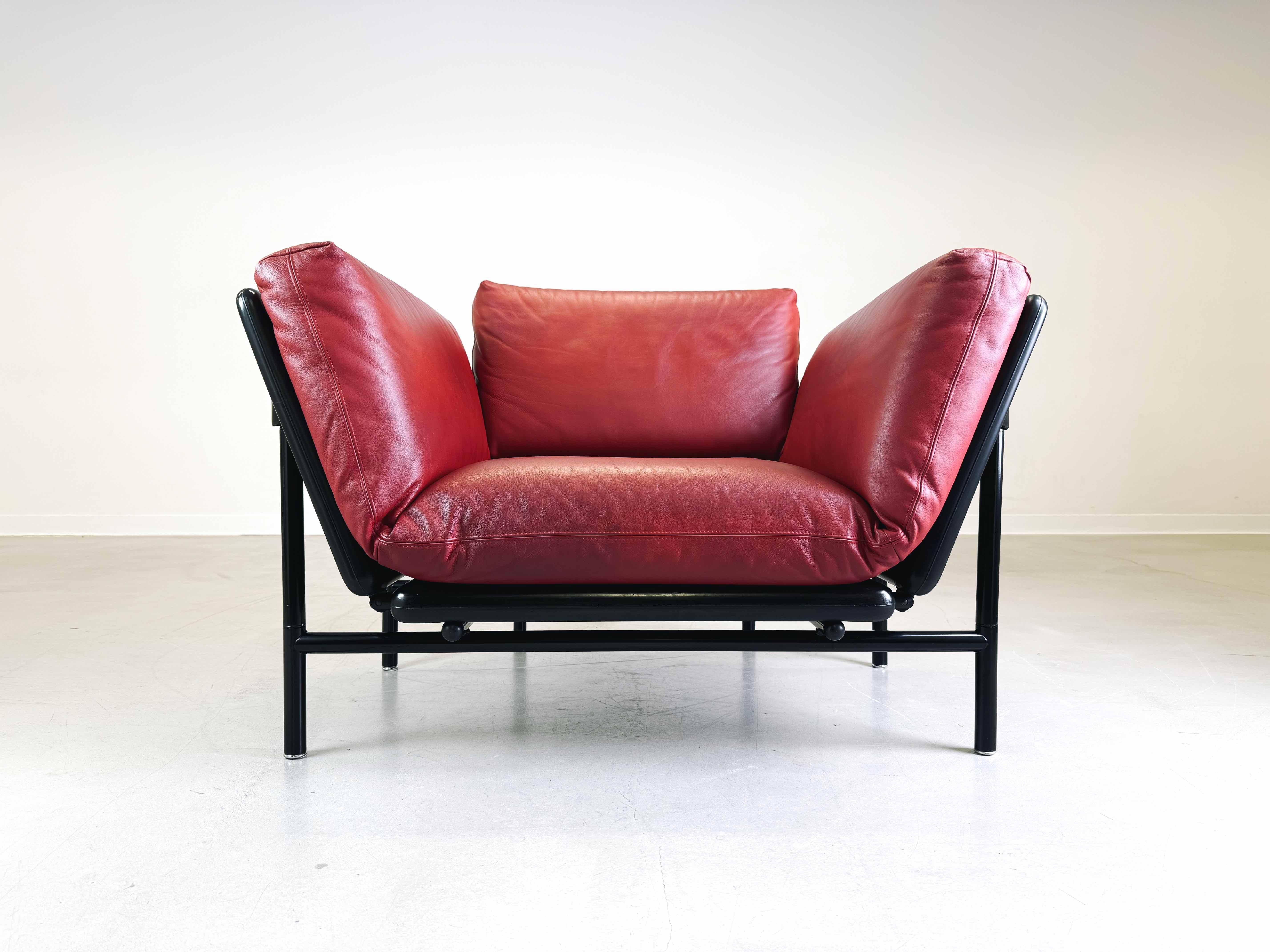 Mid-Century Modern Vintage Rataplan armchair Dema Roberto Tapinassi leather red black