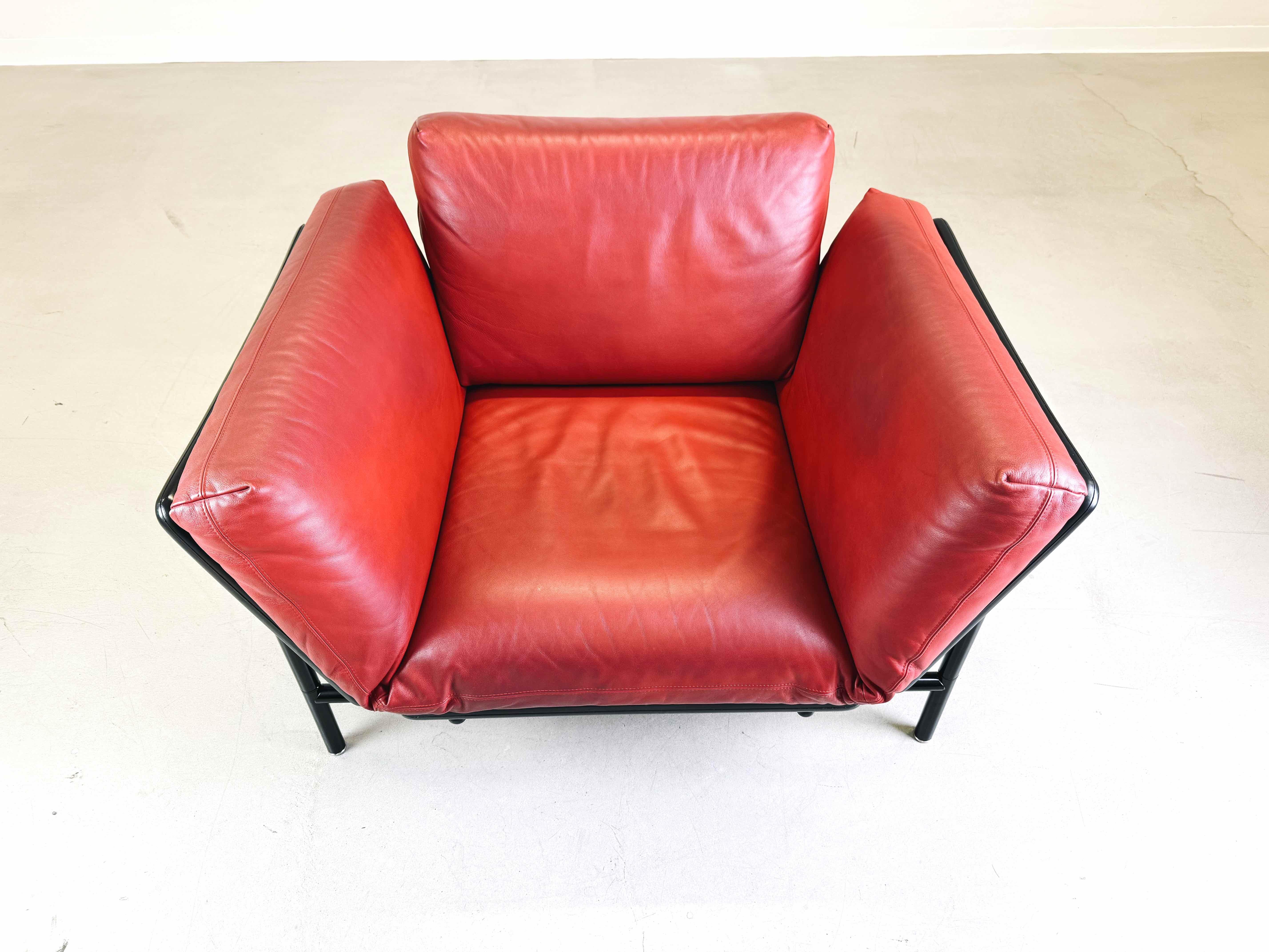 Italian Vintage Rataplan armchair Dema Roberto Tapinassi leather red black