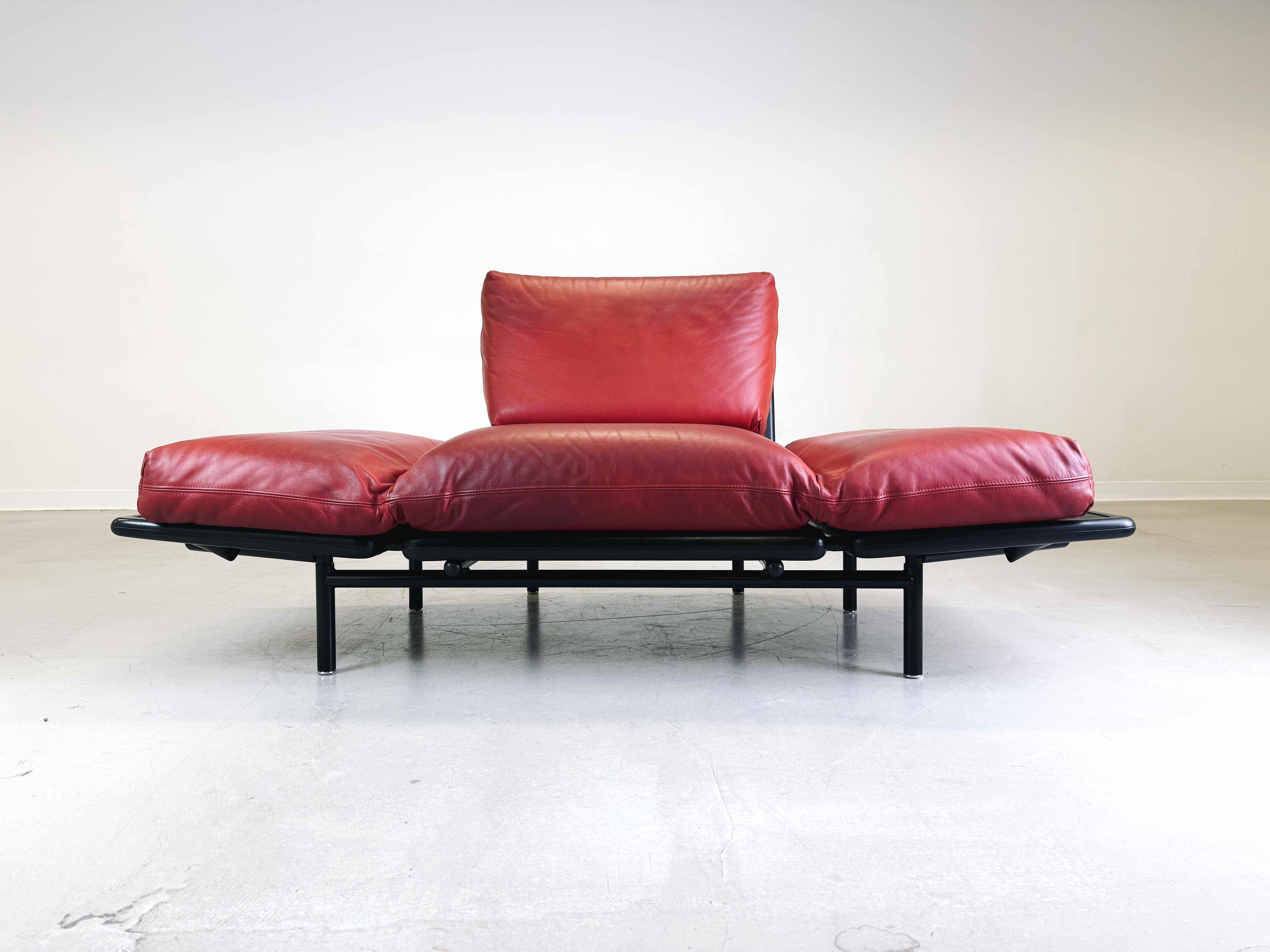 Contemporary Vintage Rataplan armchair Dema Roberto Tapinassi leather red black