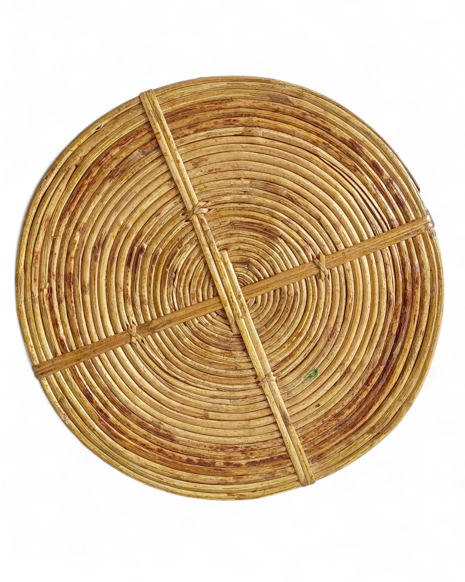 Centrotavola rotondo grande in rattan e ottone, Italia, anni '60 in vendita 5