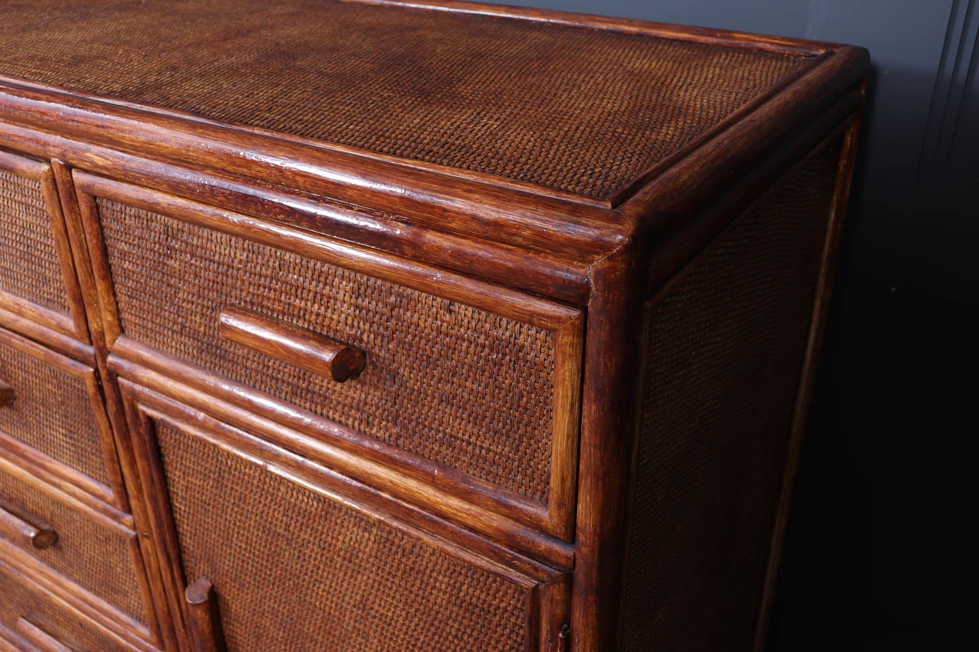 Francese Credenza vintage in rattan e finto bambù in vendita