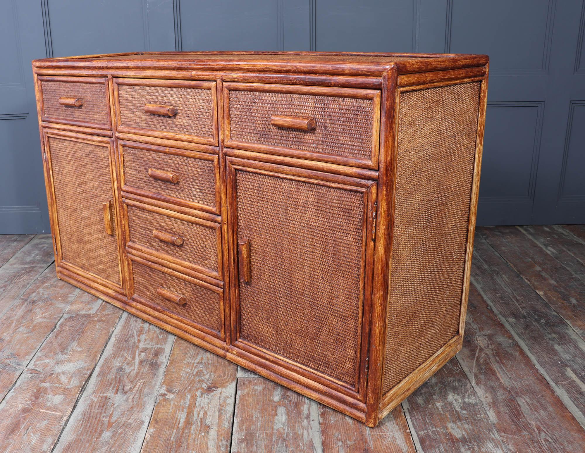 Credenza vintage in rattan e finto bambù in vendita 1