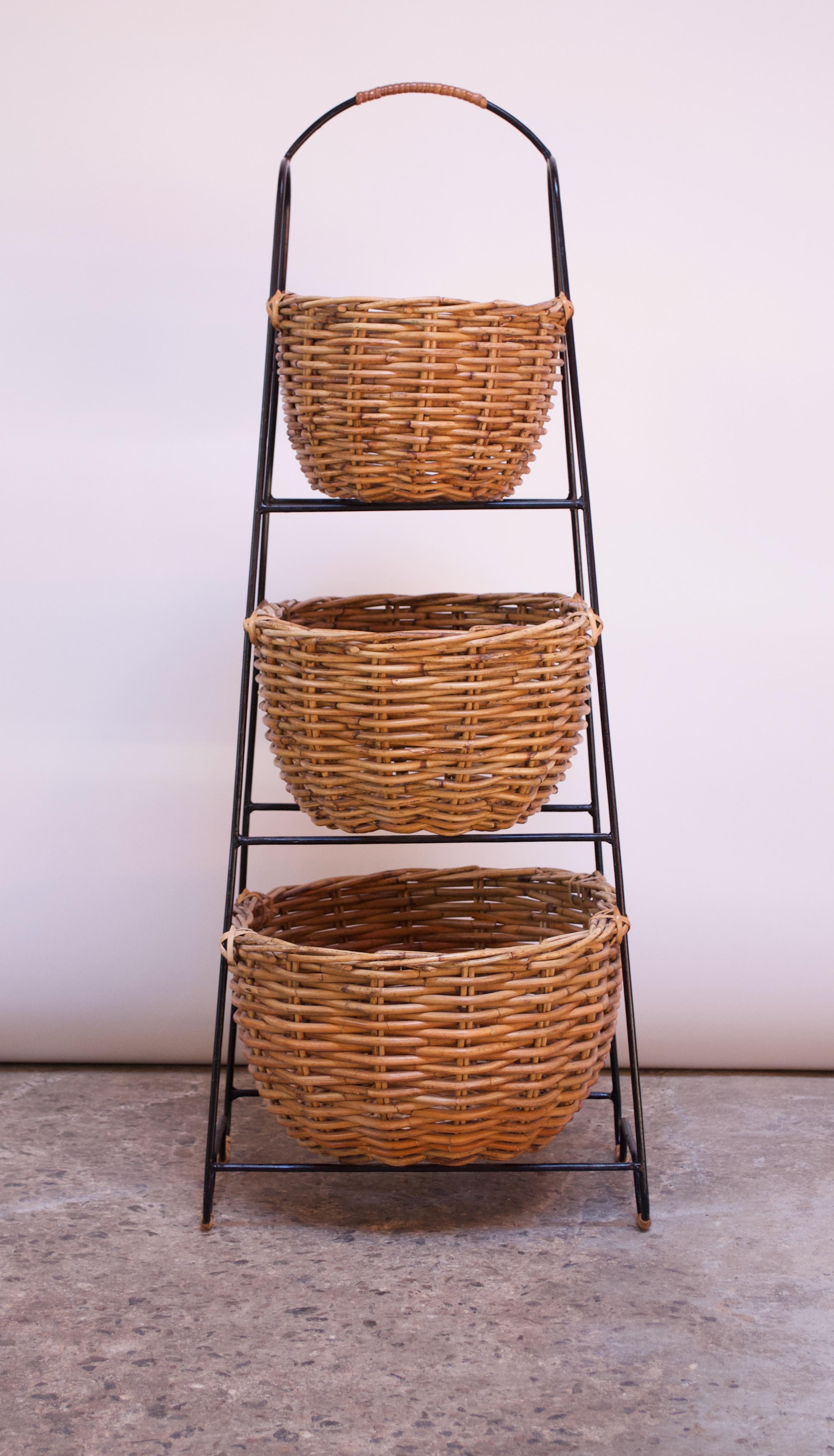 3 tier rattan basket stand