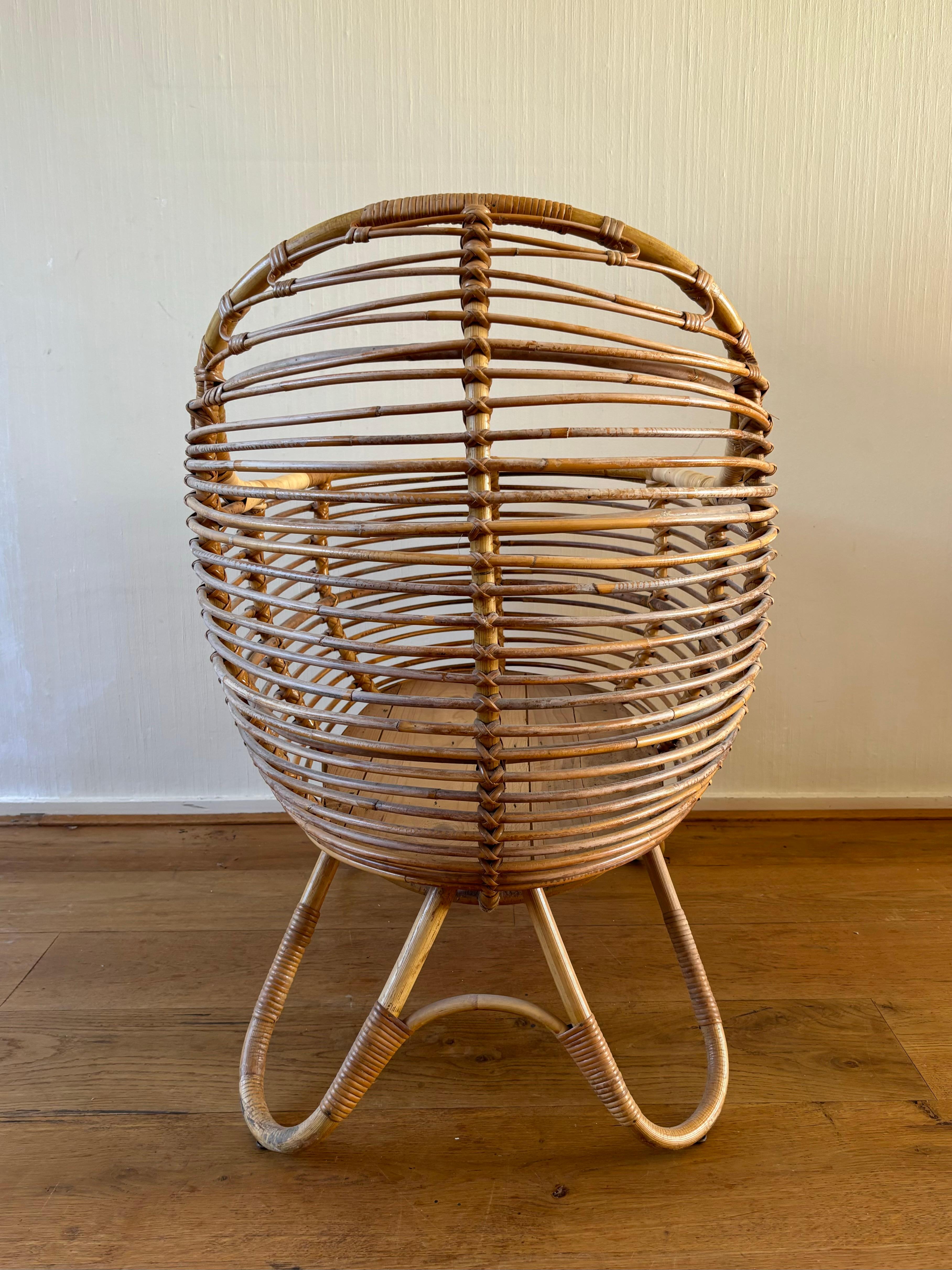Mid-20th Century Vintage Rattan Baby Crib, Ca. 1960s For Sale