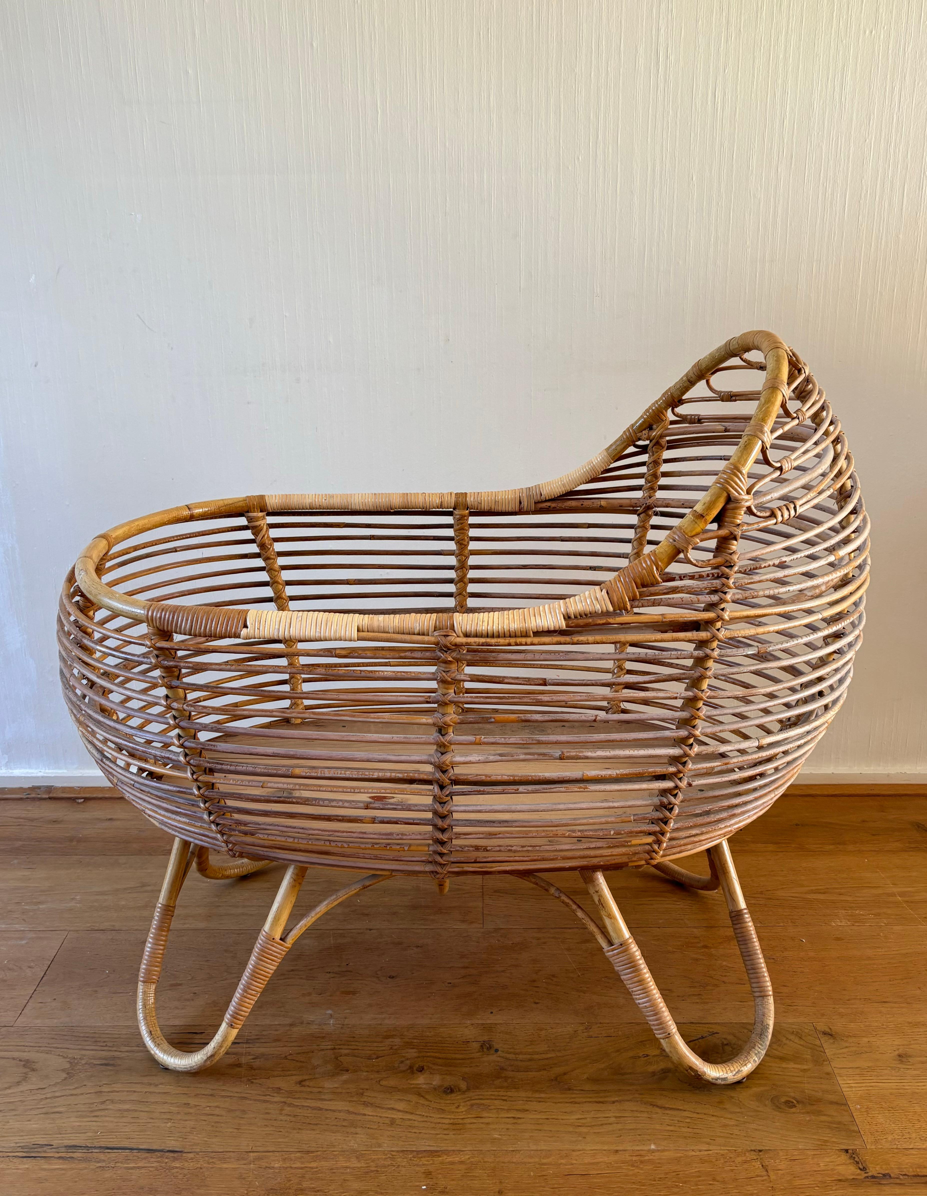 Hand-Woven Vintage Rattan Baby Crib, Ca. 1960s For Sale