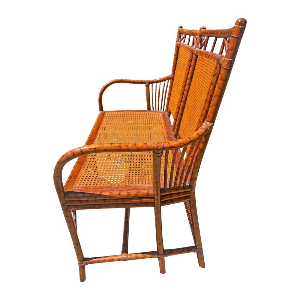 Banco Settee vintage de ratán y bambú de estilo Chinoiserie en venta 1