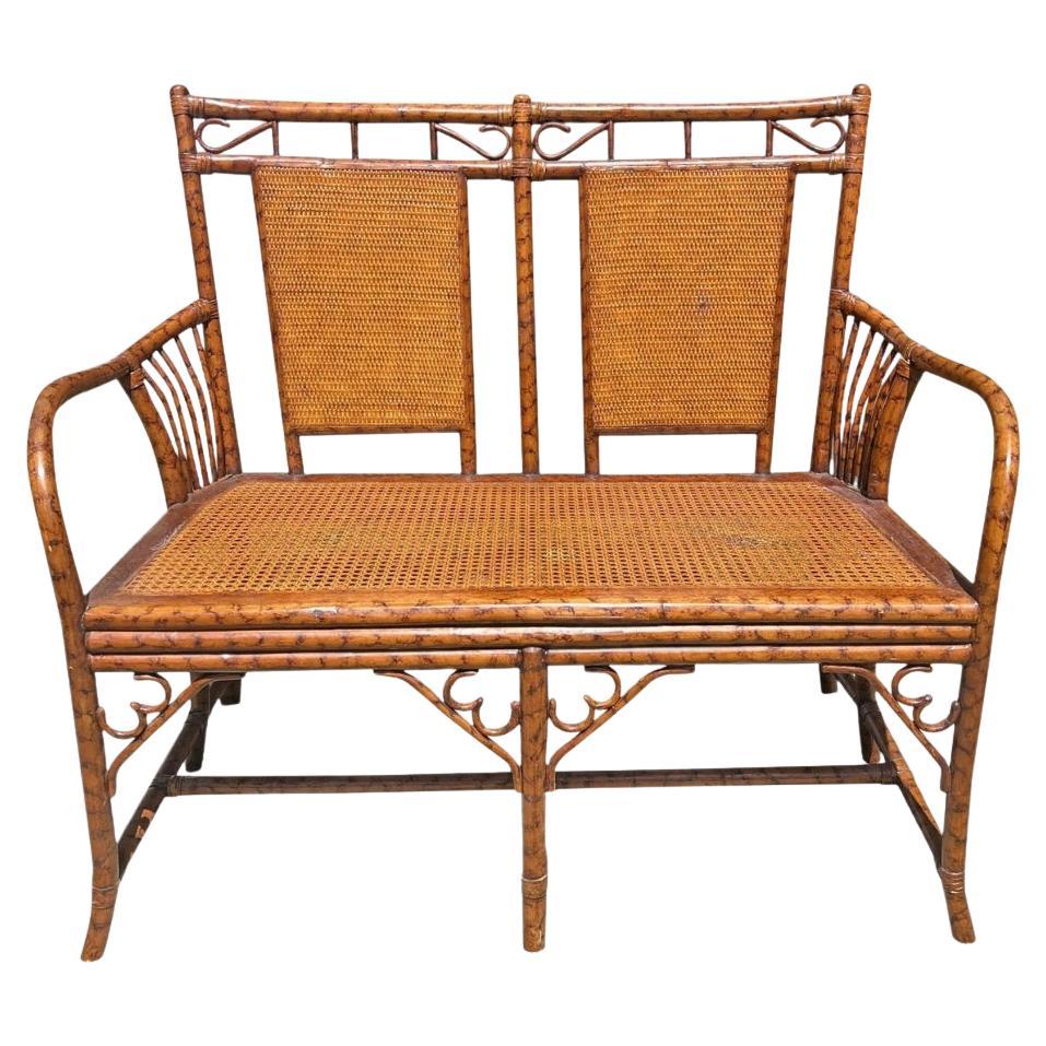 Panca Settee in rattan vintage di bambù in stile cineseria