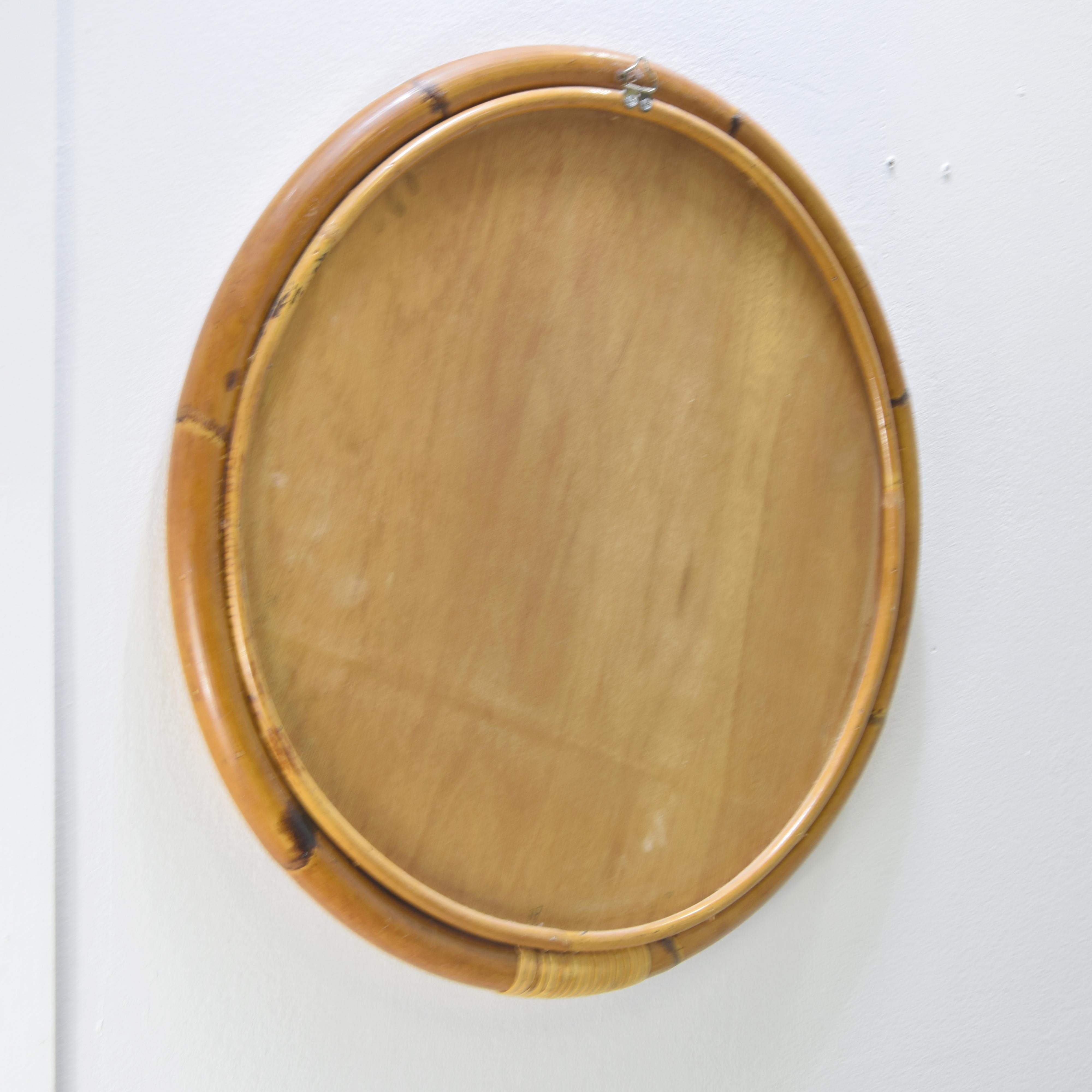 Fin du XIXe siècle Miroir circulaire vintage en rotin et bambou 70s en vente